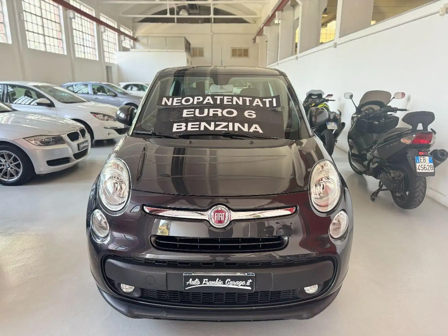 Fiat 500L 1.4 95 CV Lounge Grijs - 2