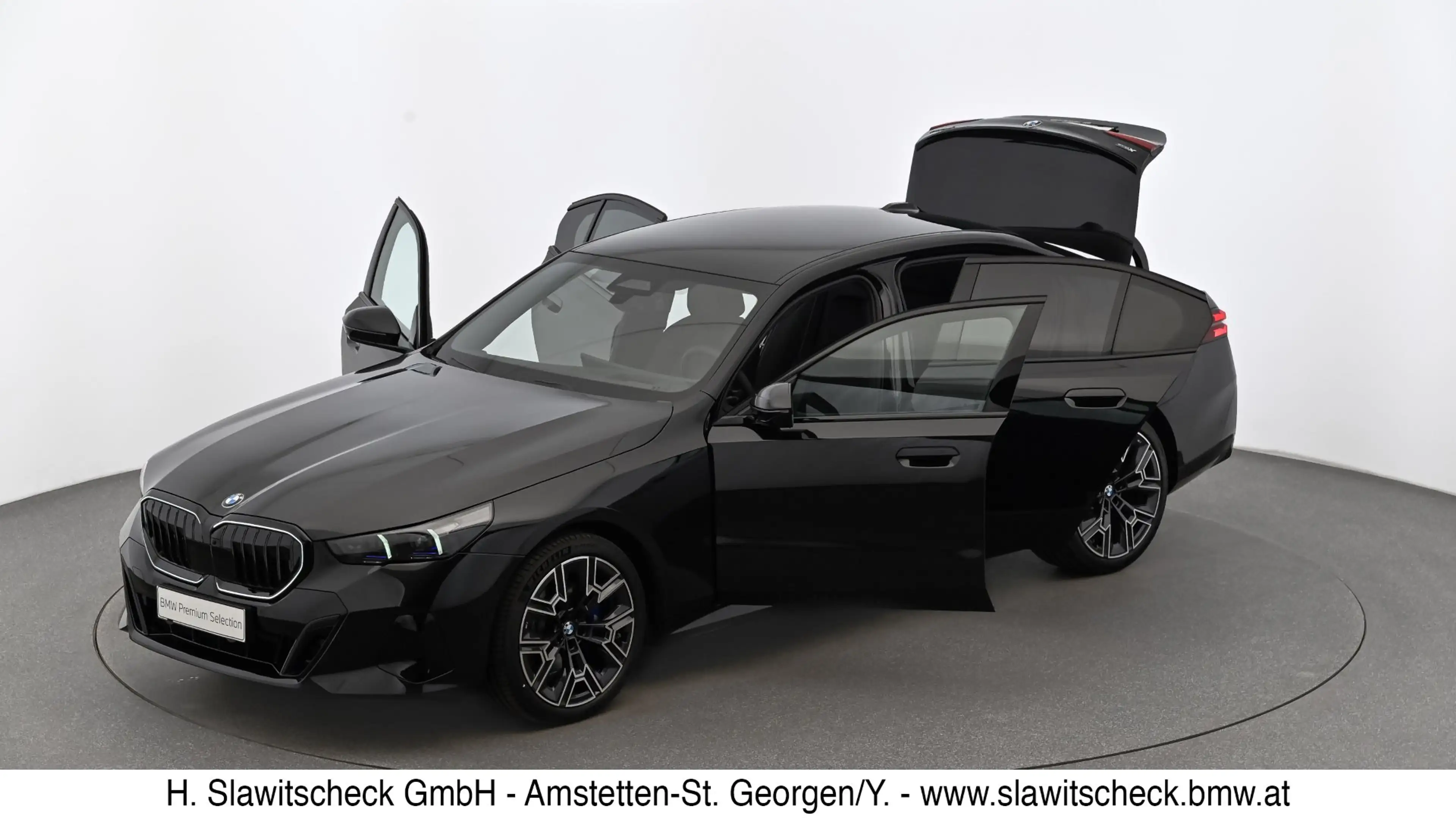 BMW 520 d xDrive G60 — photo 6