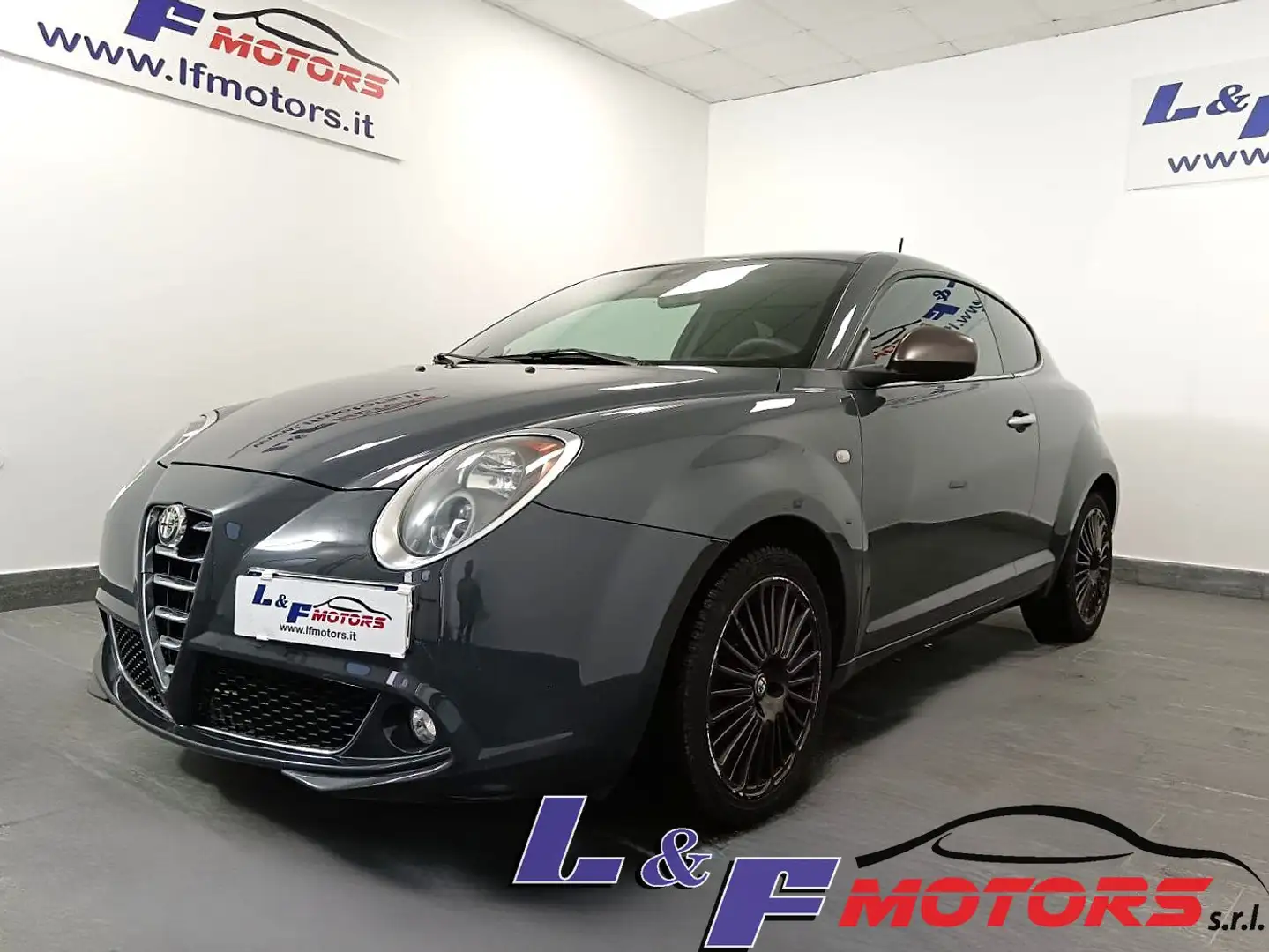 Alfa Romeo MiTo MiTo 1.4  Distinctive Gris - 2