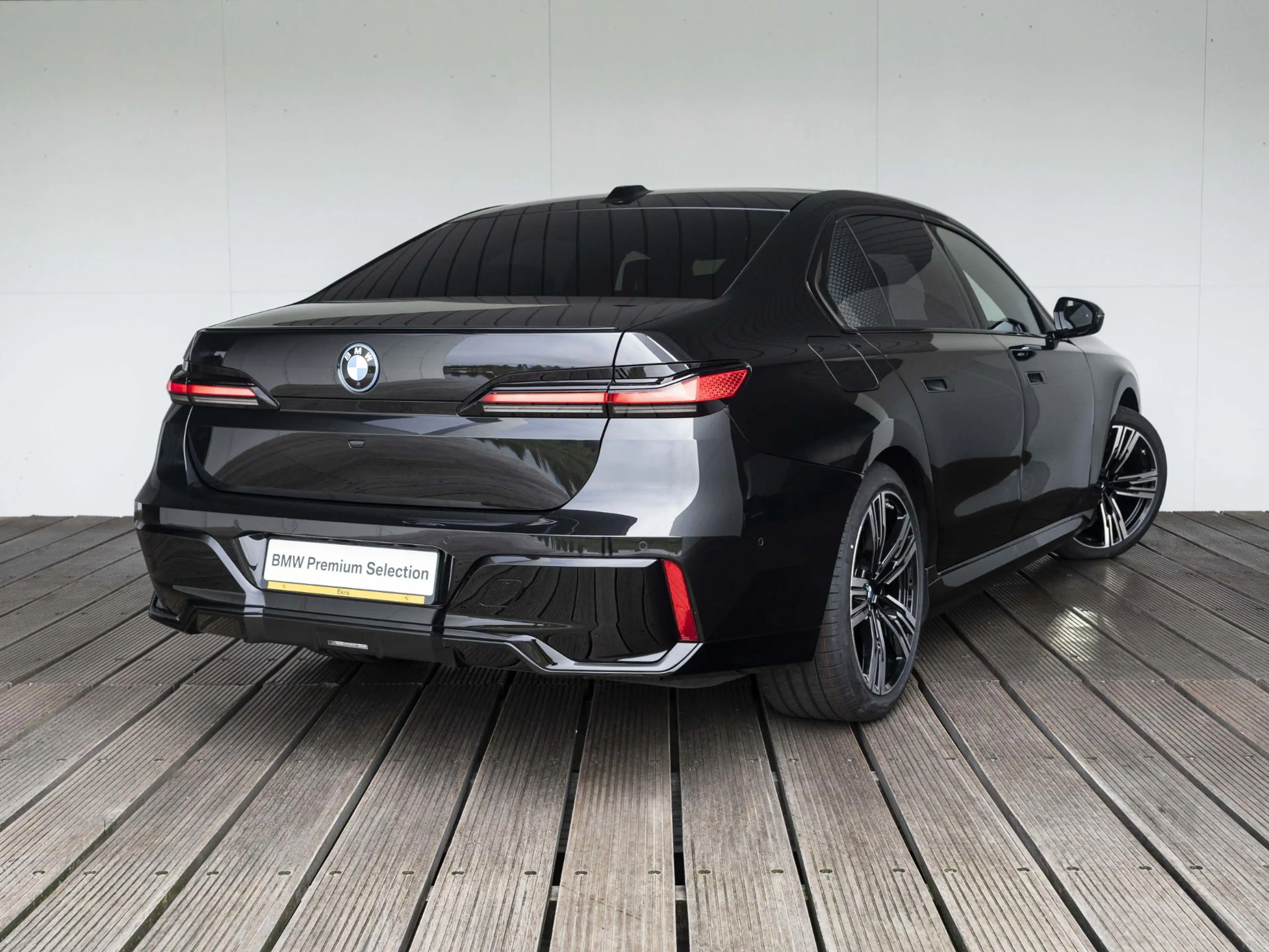 BMW i7 xDrive60 SoH 100% | M Sportpakket Pro | Connoisseu — photo 2
