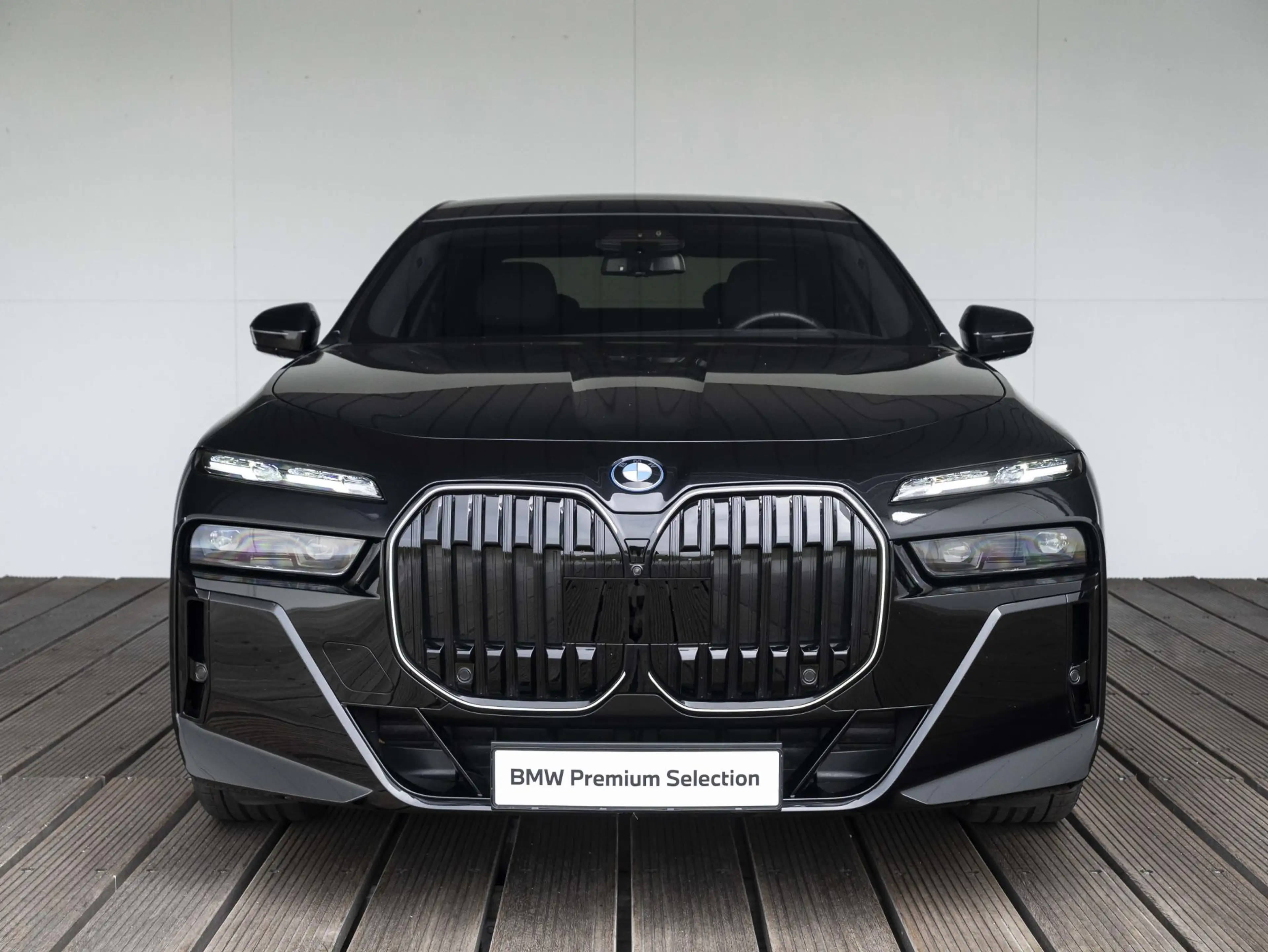 BMW i7 xDrive60 SoH 100% | M Sportpakket Pro | Connoisseu — photo 6