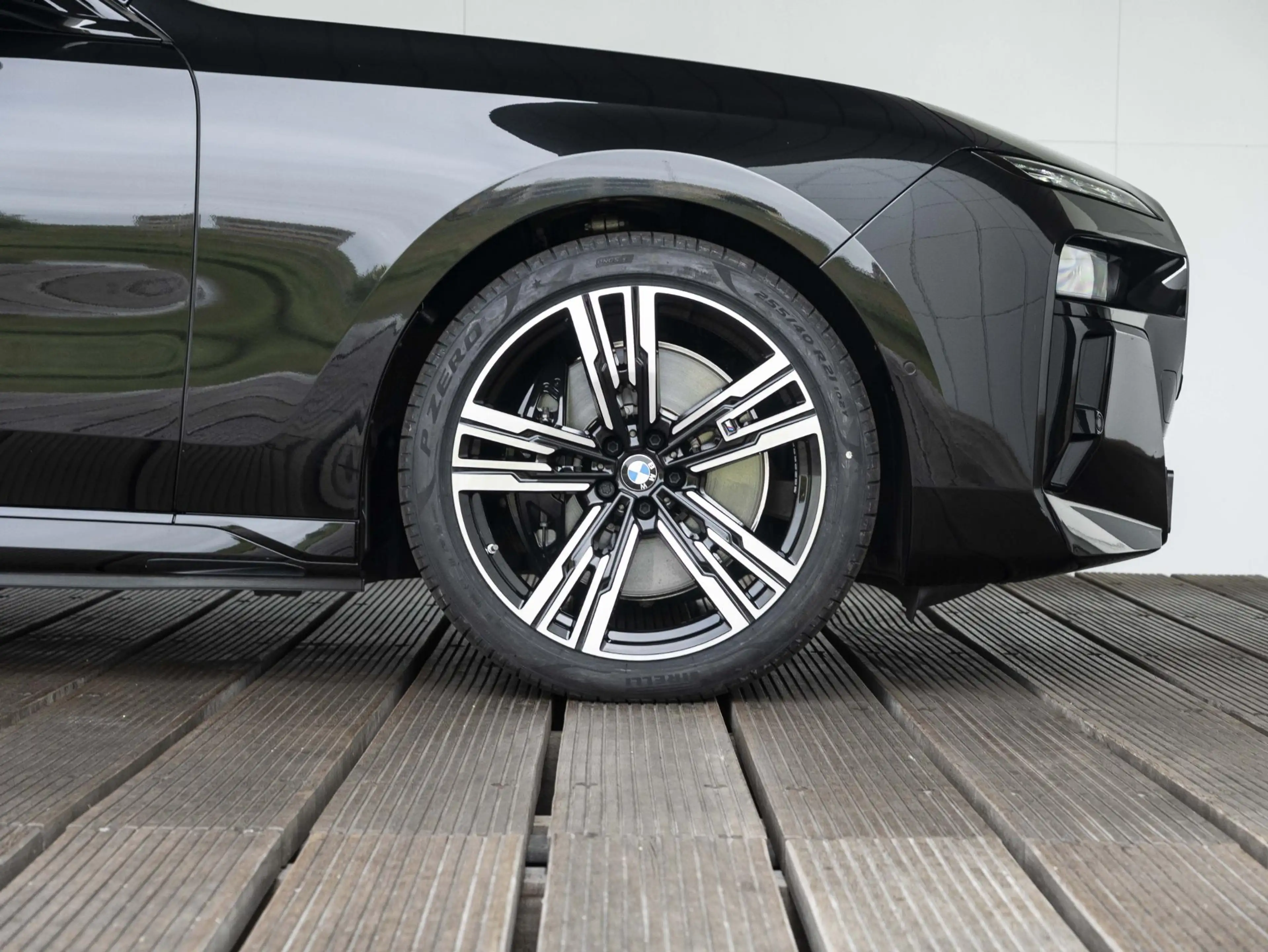BMW i7 xDrive60 SoH 100% | M Sportpakket Pro | Connoisseu — photo 9