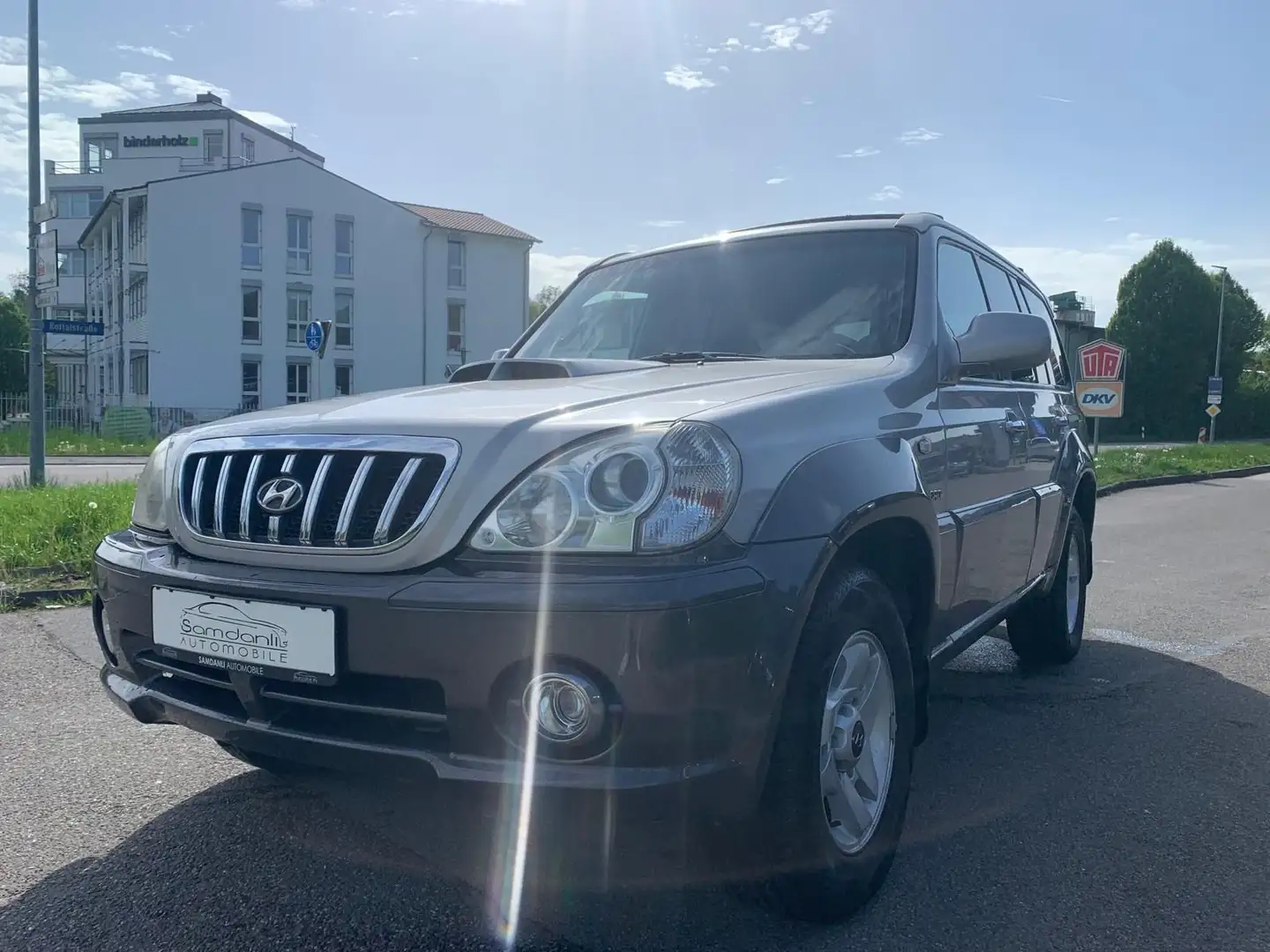 Hyundai Terracan 2,9 CRDi GL*AUTOMATIK*LEDER*ANHÄNGERK. Gris - 2