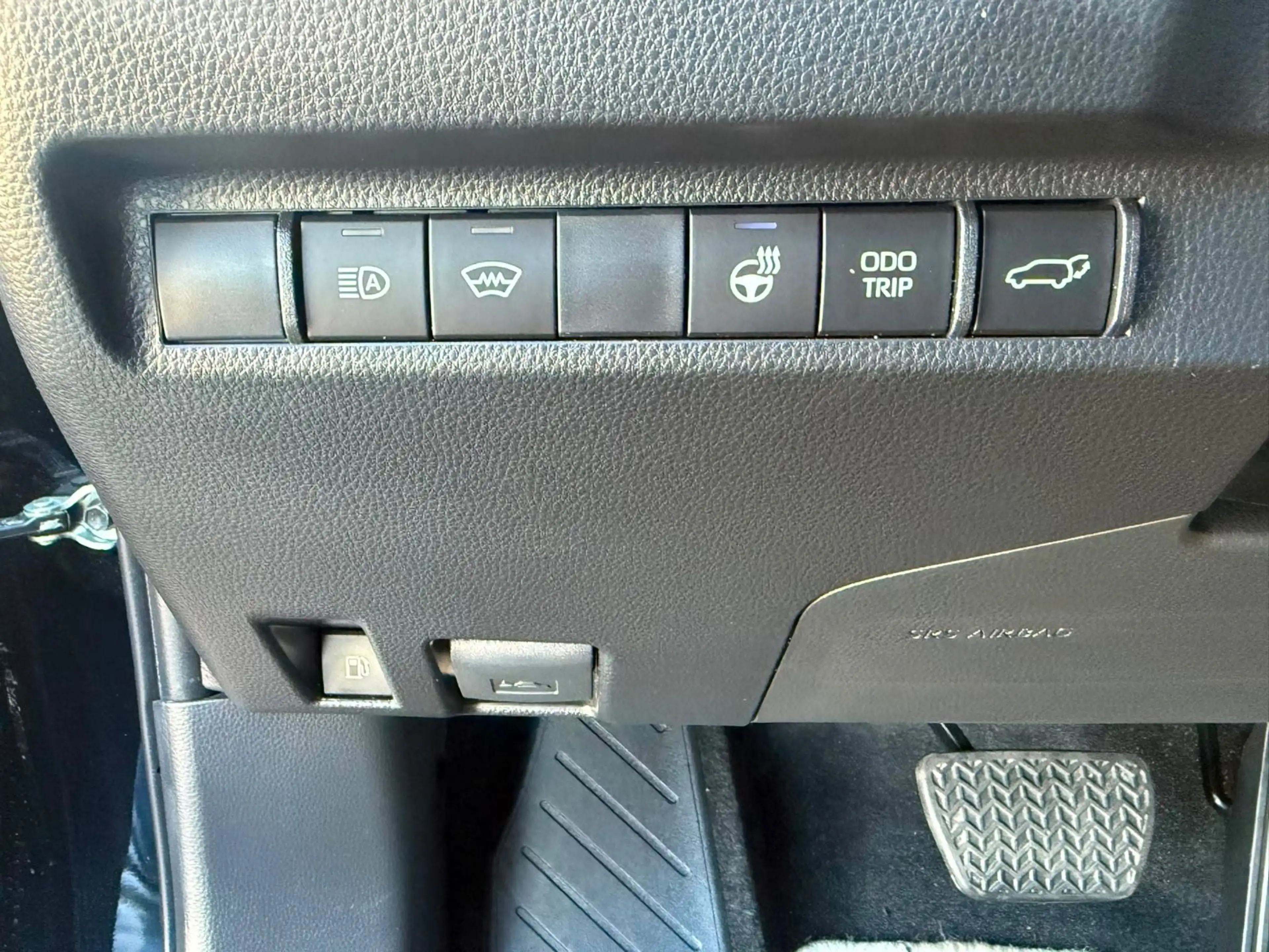 Toyota RAV 4 4 Hybrid **LEDER** — photo 12