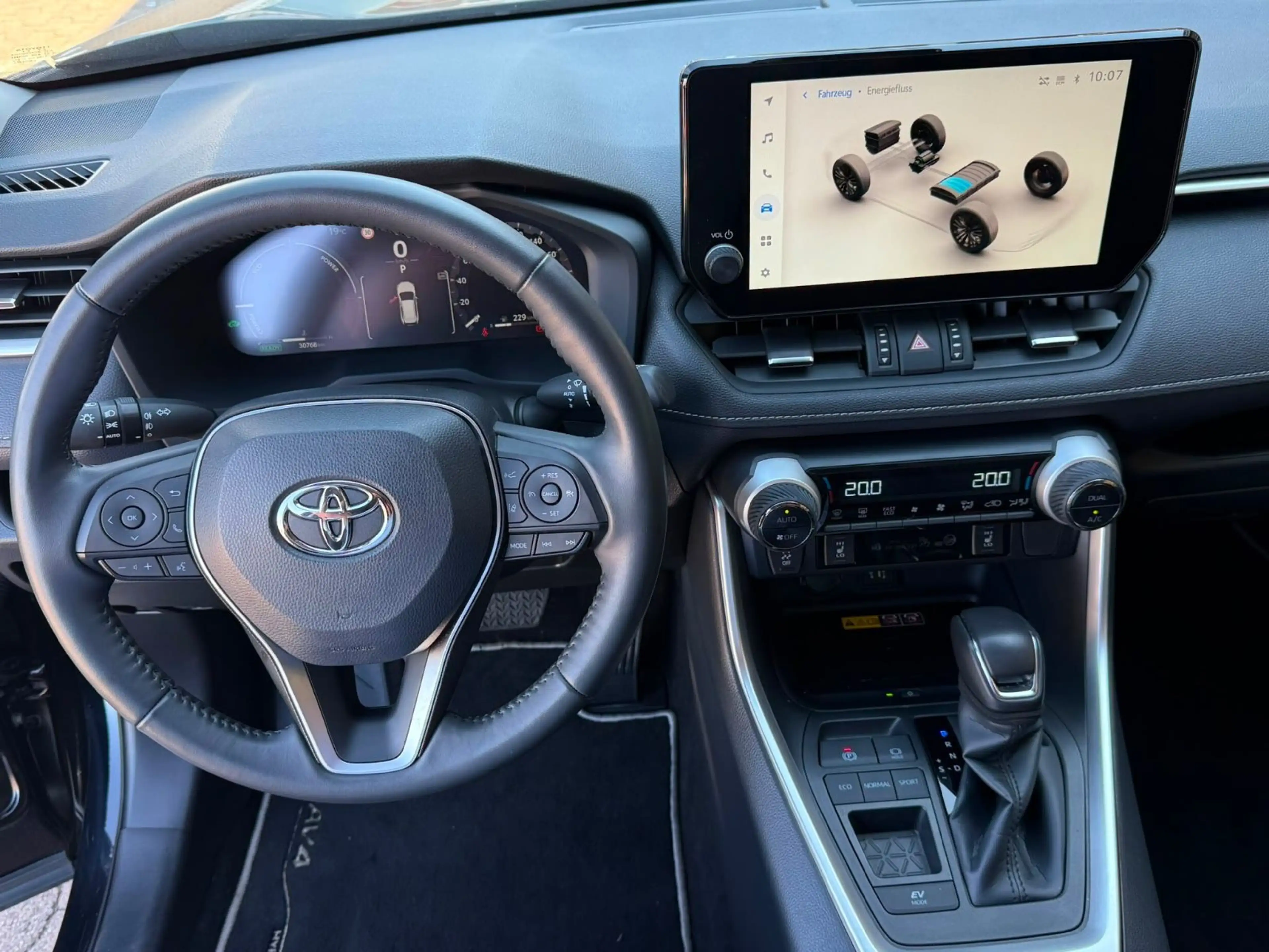 Toyota RAV 4 4 Hybrid **LEDER** — photo 15