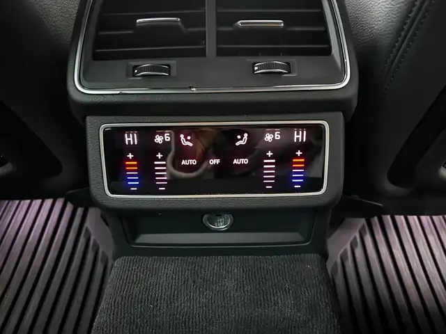 Audi A6 view 19