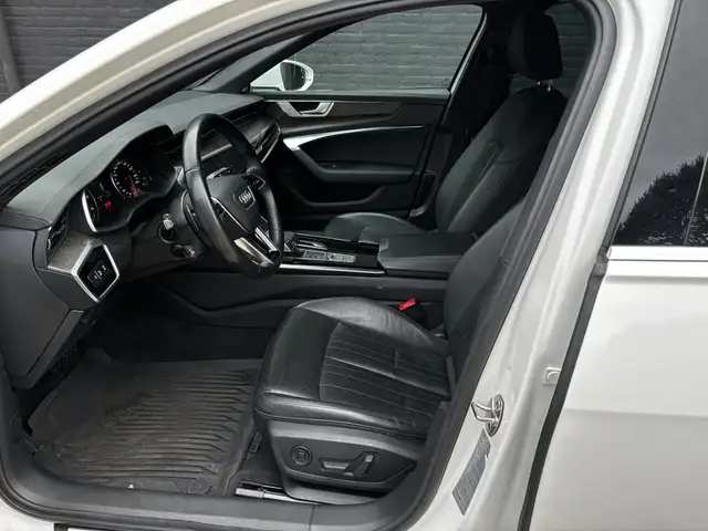 Audi A6 view 13
