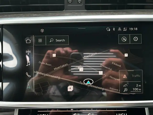 Audi A6 view 28