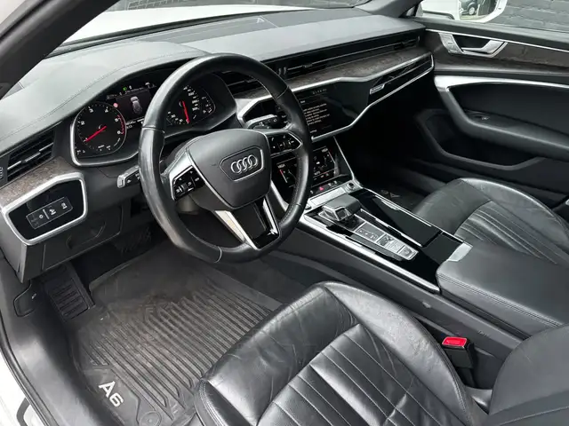 Audi A6 view 14
