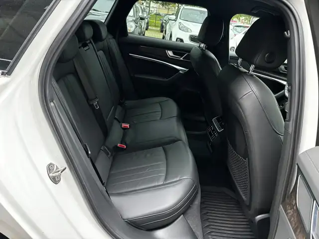 Audi A6 view 18