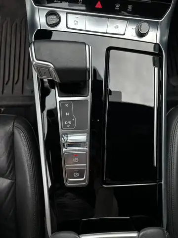 Audi A6 view 24