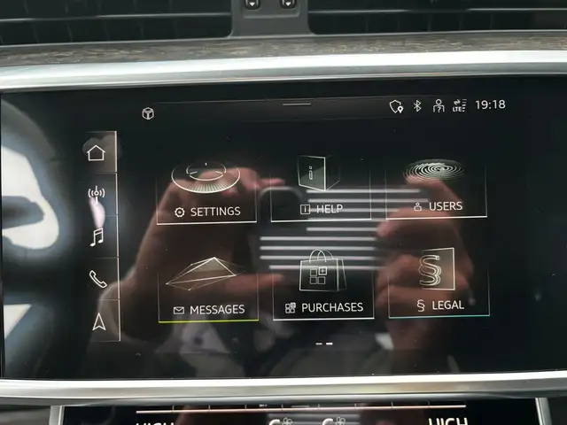 Audi A6 view 27