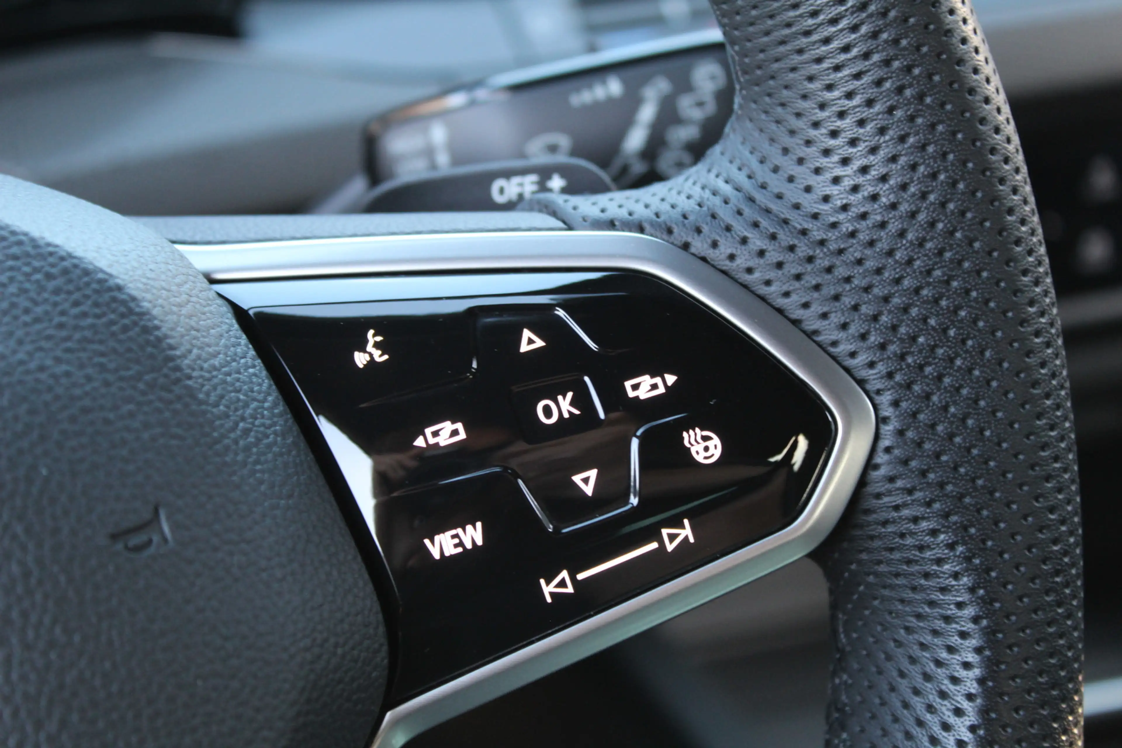 Volkswagen Golf GTE 1.4 eHybrid | Winter pakket | 4 season banden — photo 10