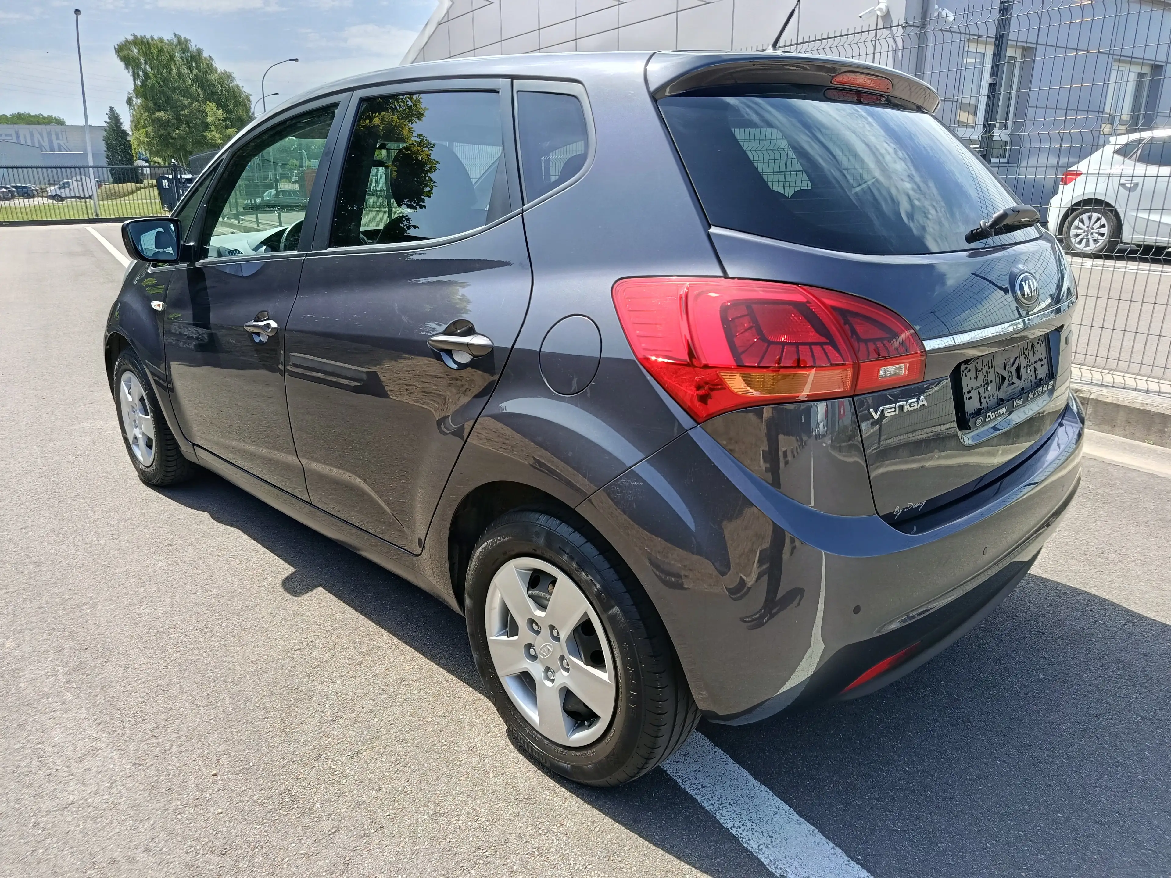 Kia Venga 1.4i Lounge — photo 4