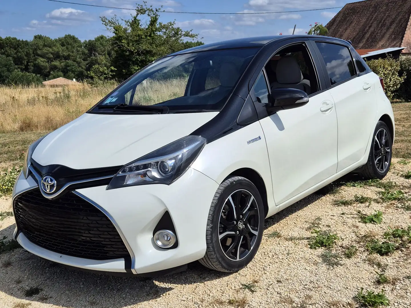Toyota Yaris Yaris Hybride 100h Collection Blanc - 1