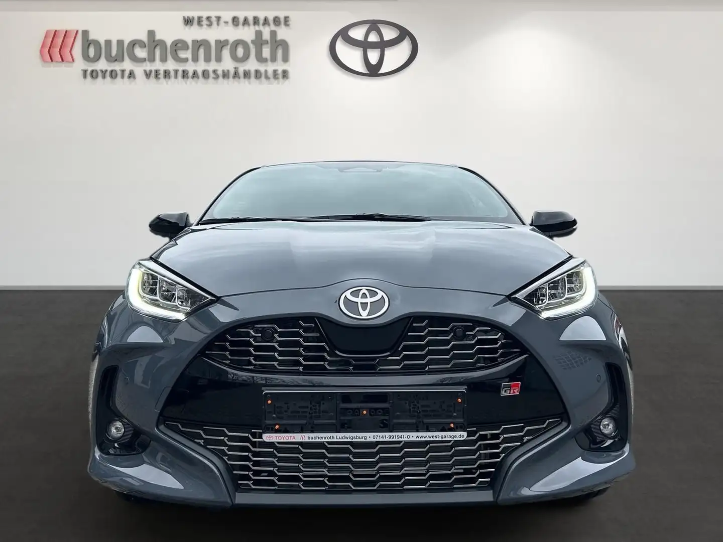 Toyota Yaris GR Sport Infotainment- / Safety - Paket Grau - 2
