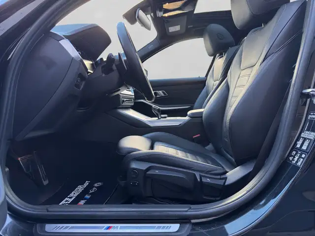BMW 3 Series view 19