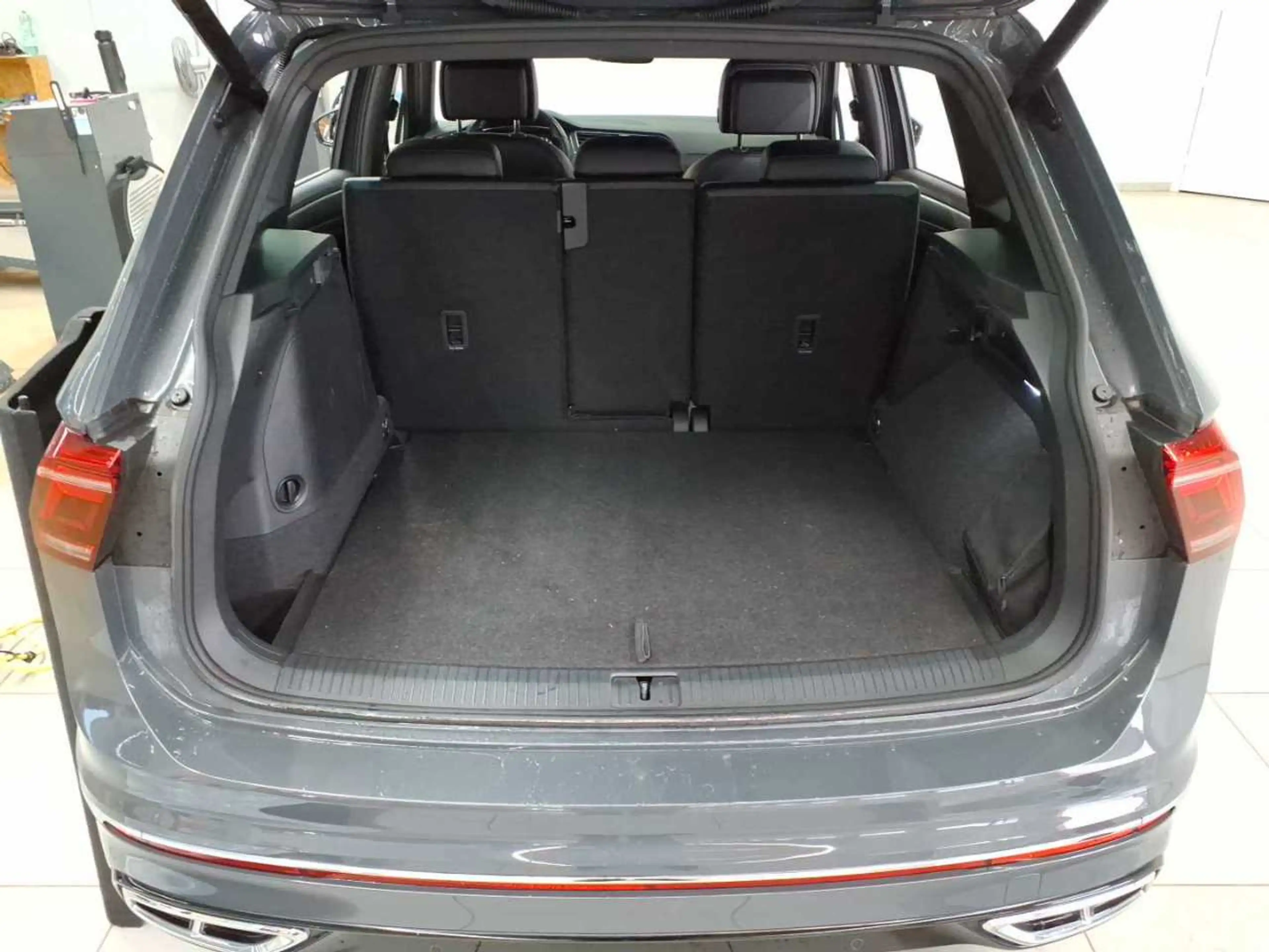 Volkswagen Tiguan Tiguan 1.4 eHybrid R-Line AHK KAM NAV — photo 15