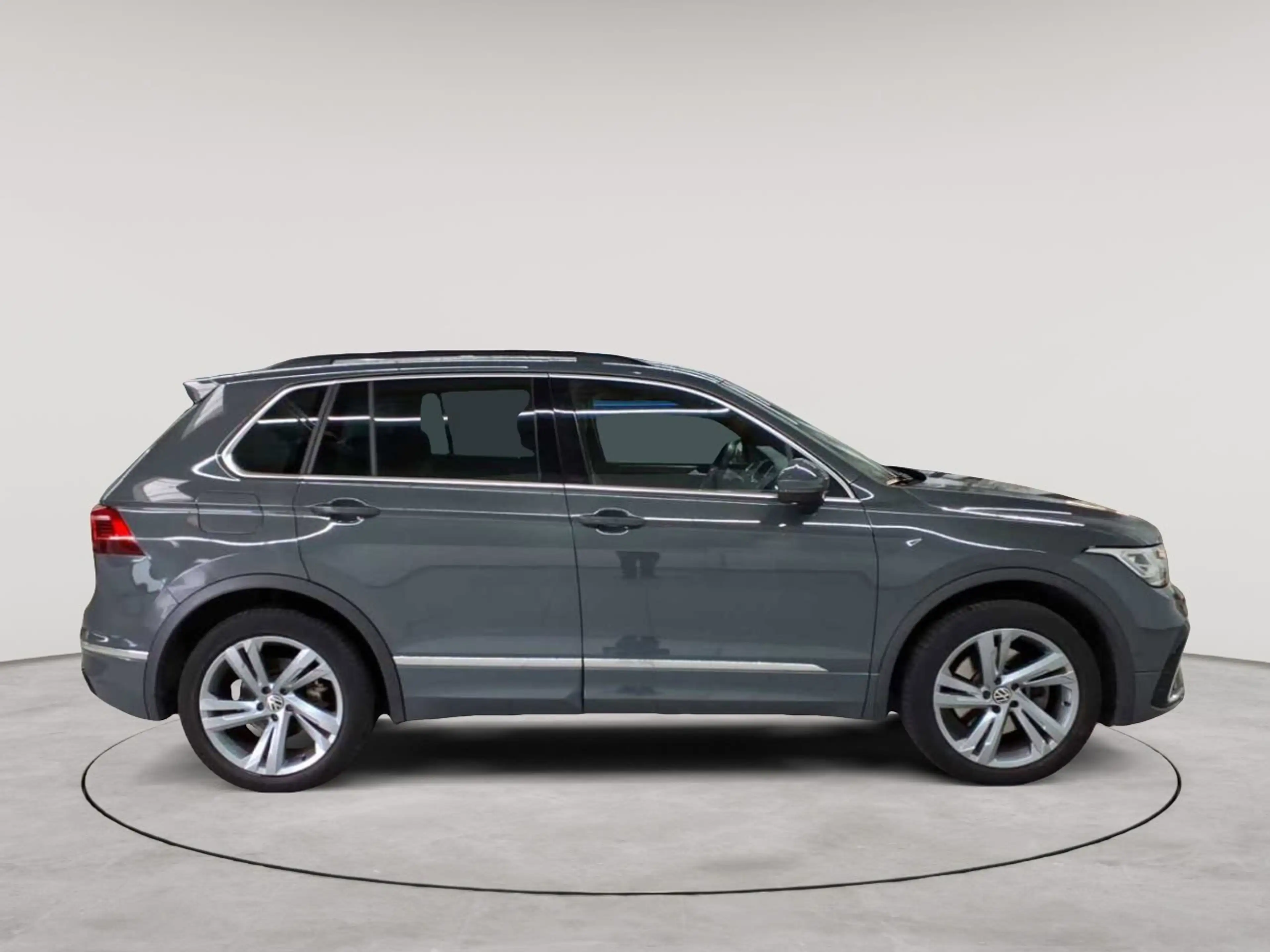 Volkswagen Tiguan Tiguan 1.4 eHybrid R-Line AHK KAM NAV — photo 3