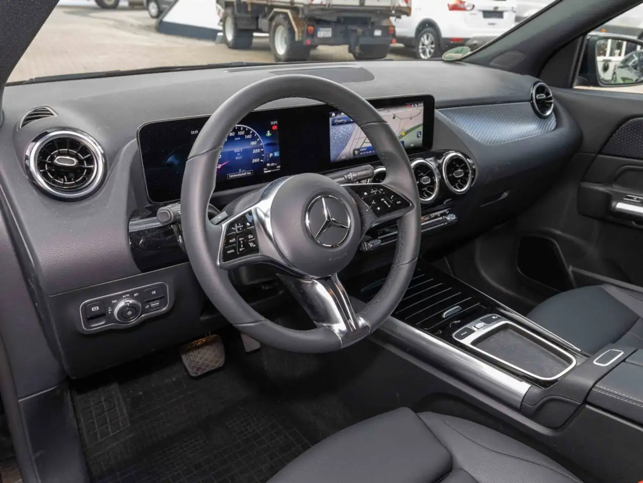 Mercedes-Benz GLA 250 e mit EQ Hybrid Technologie e Hybrid Progressive M 4