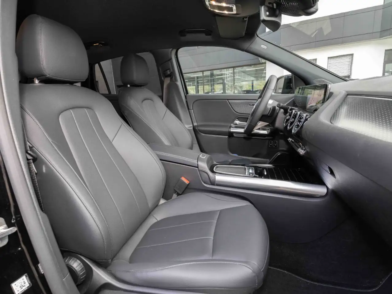 Mercedes-Benz GLA 250 e mit EQ Hybrid Technologie e Hybrid Progressive M 11