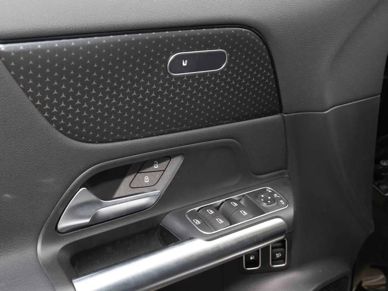 Mercedes-Benz GLA 250 e mit EQ Hybrid Technologie e Hybrid Progressive M 5
