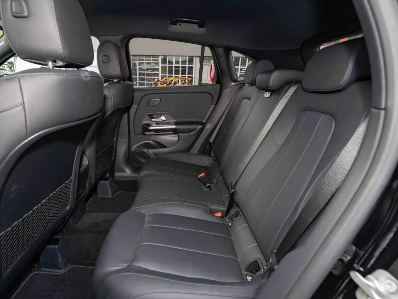 Mercedes-Benz GLA 250 e mit EQ Hybrid Technologie e Hybrid Progressive M 12