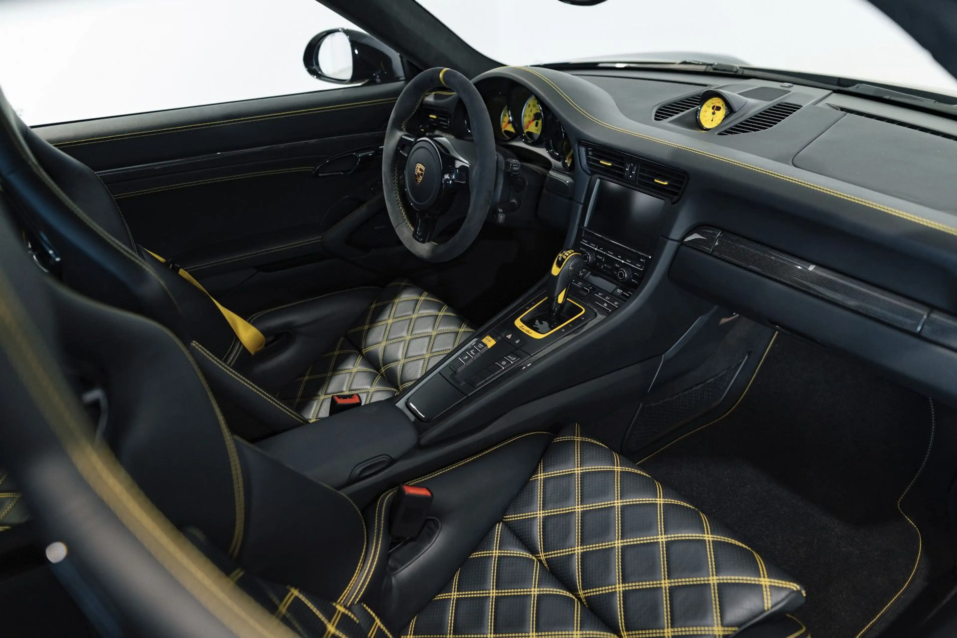 Porsche 911 Turbo S Techart — photo 13
