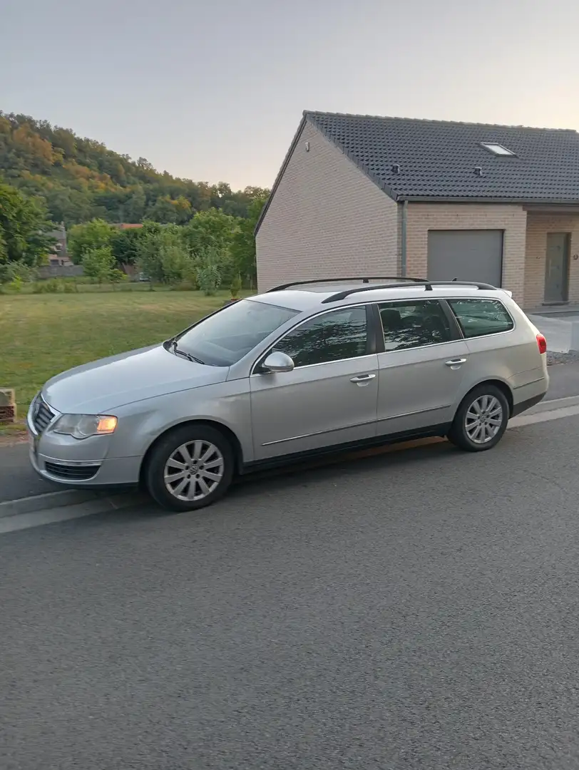 Volkswagen Passat 1.9 TDI 105 CH TREND_ euro4 - 1
