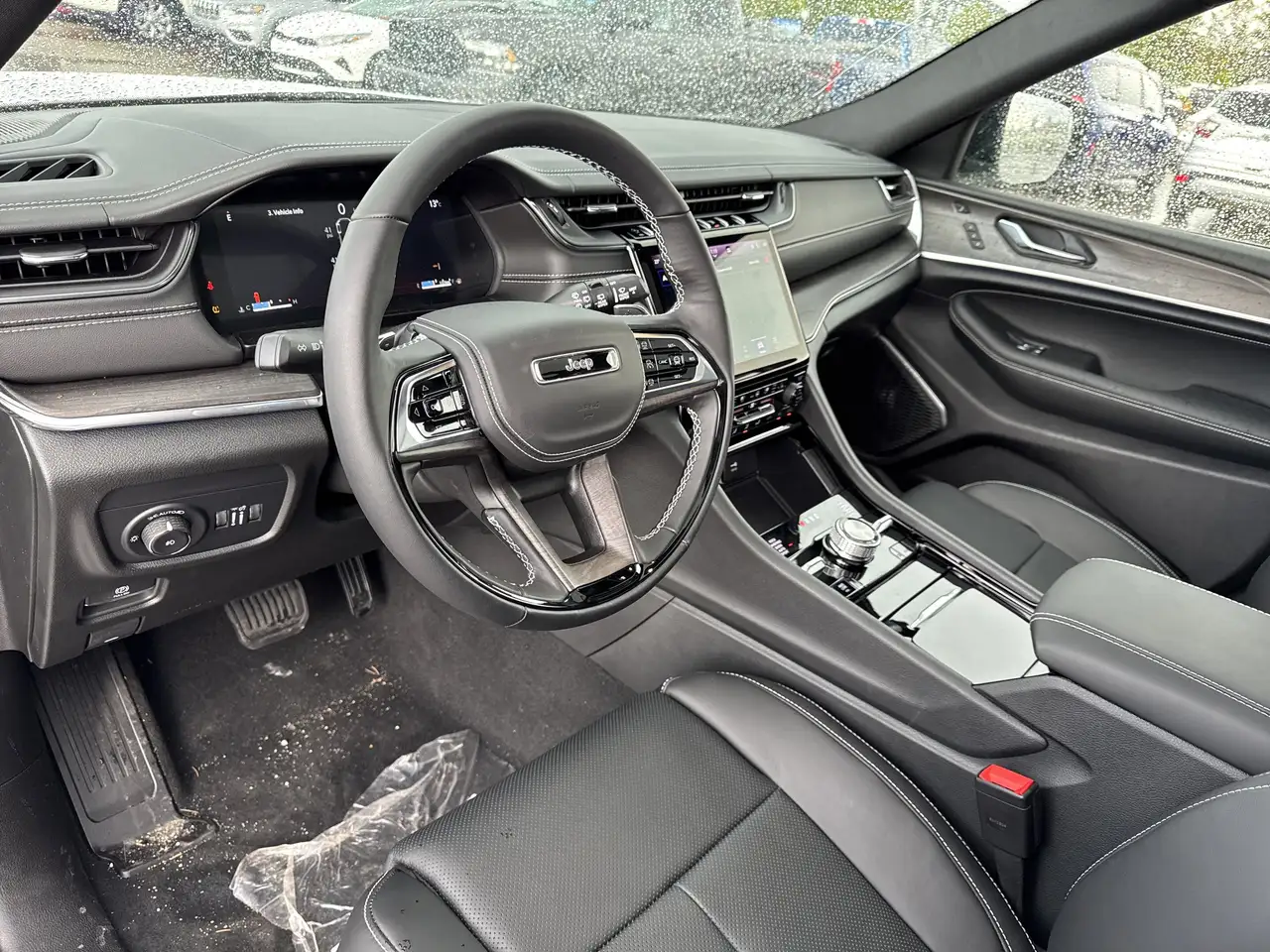 Jeep Grand Cherokee снимка Jeep Grand Cherokee