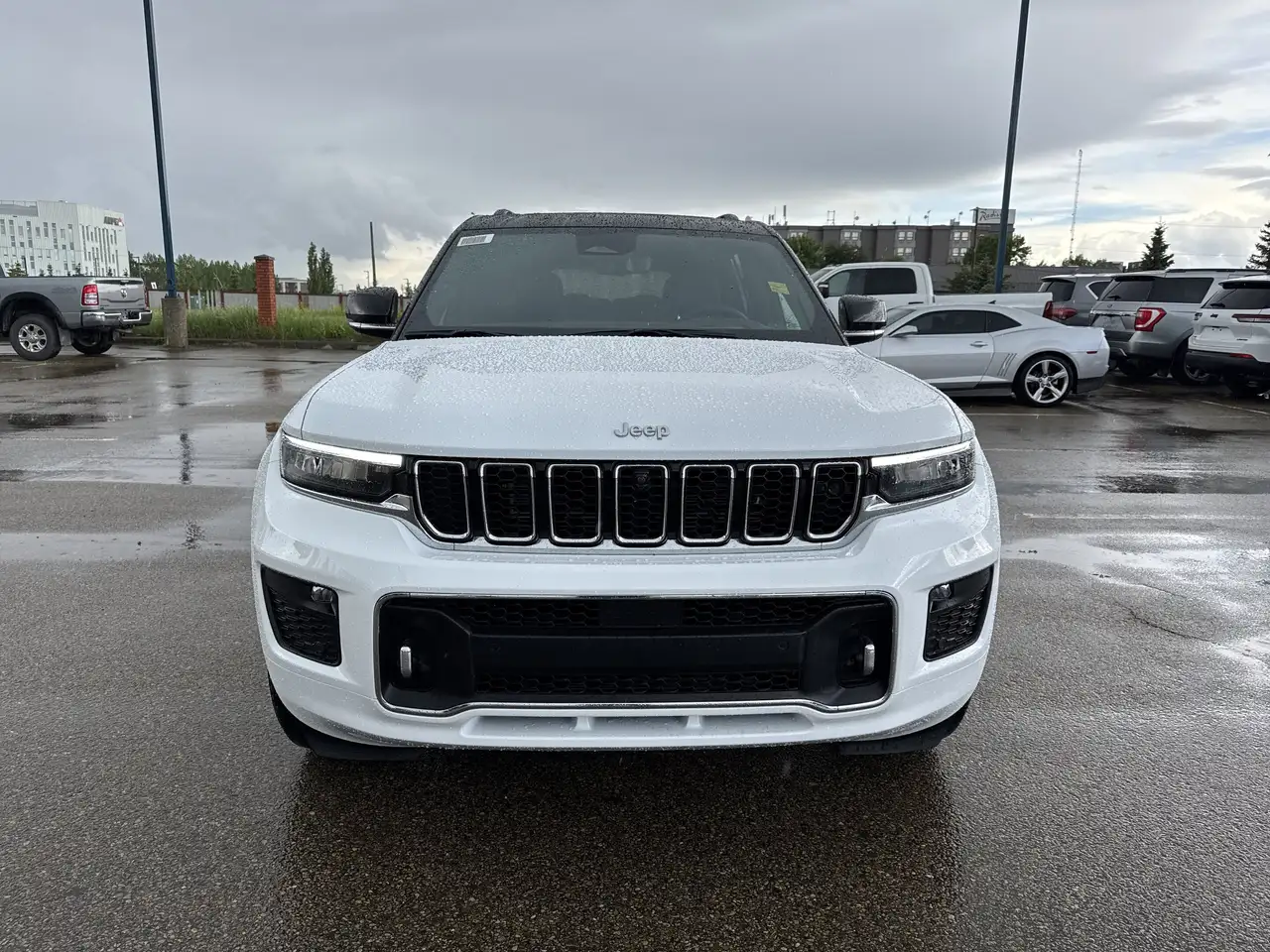 Jeep Grand Cherokee снимка Jeep Grand Cherokee