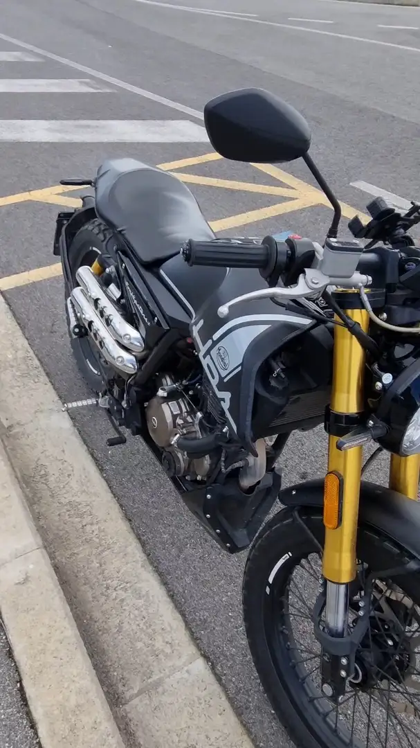 Mondial HPS 125i Negru - 2