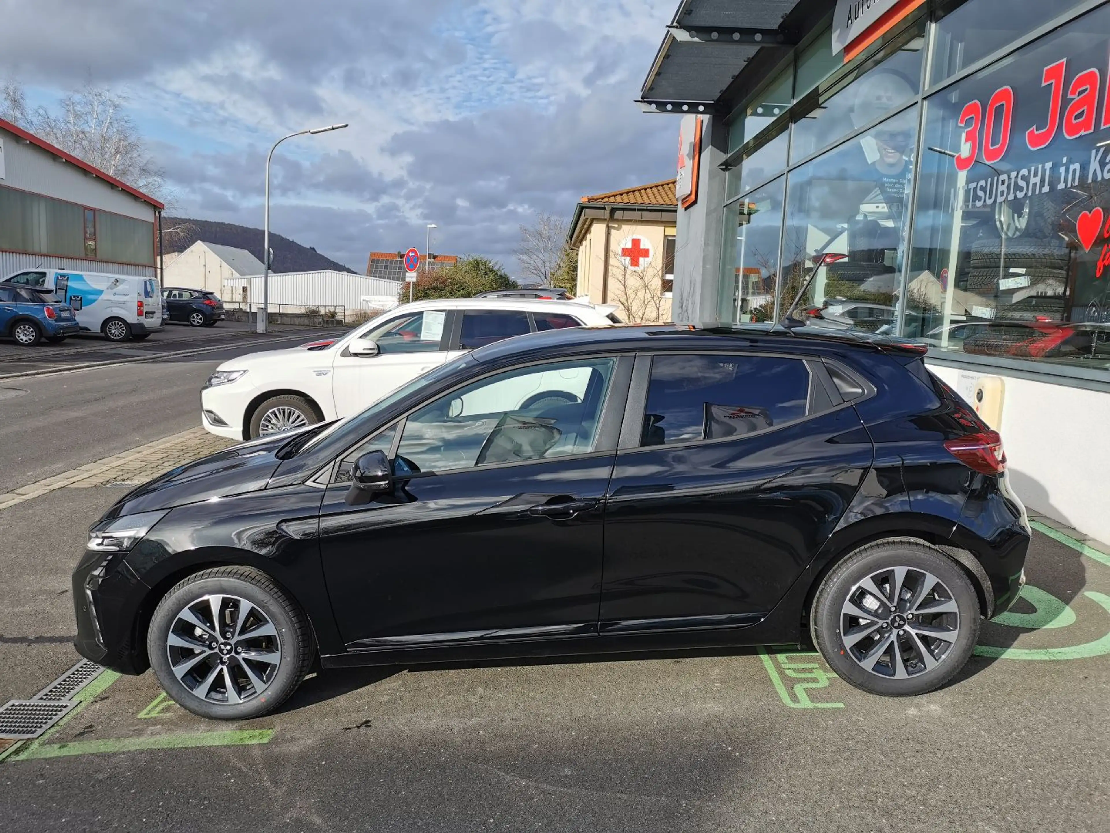 Mitsubishi Colt PLUS 1.0 T-Benzin - Werksgarantie bis 12/2030 — photo 3