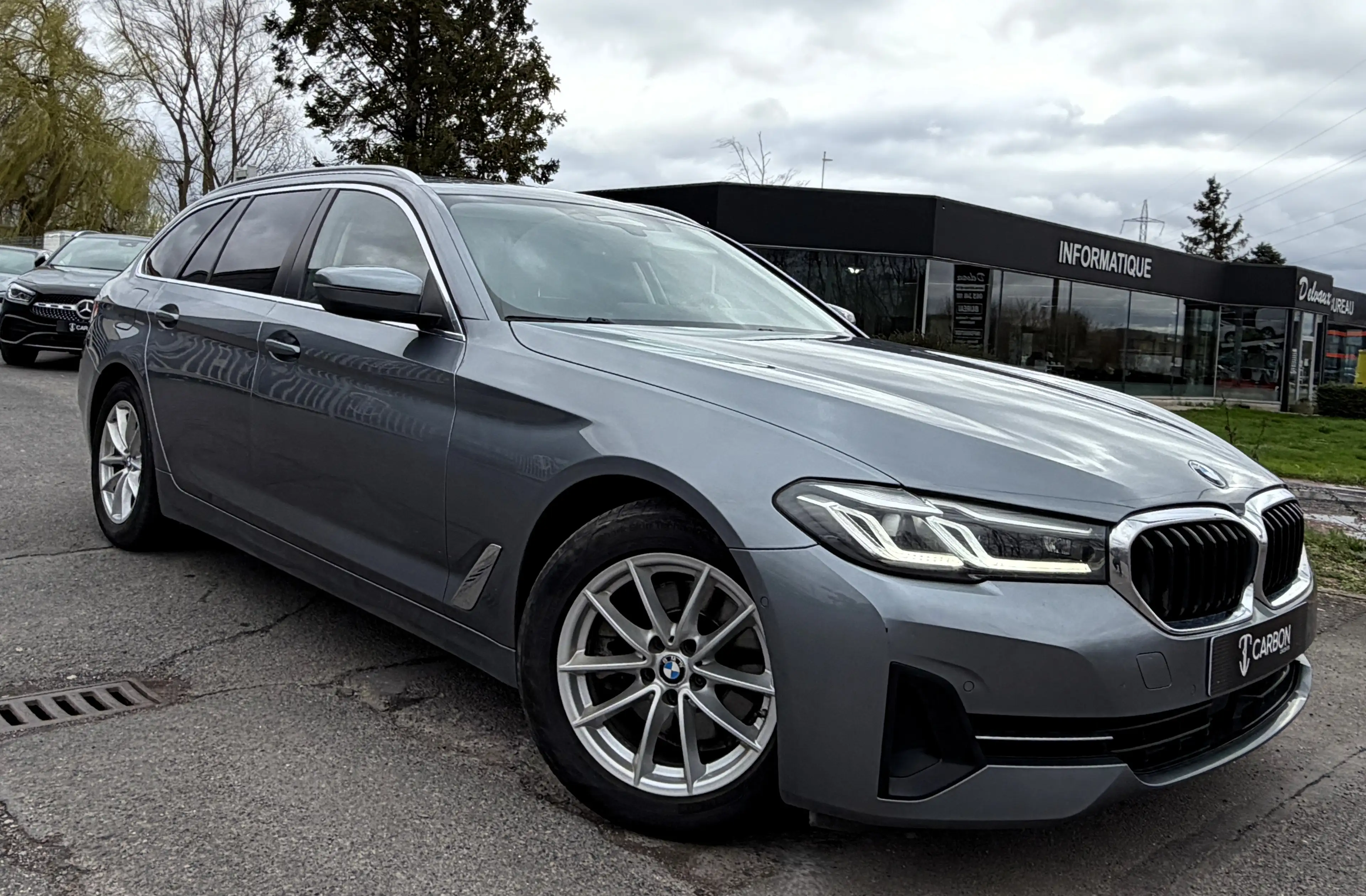 BMW 518 dA CONFORT SEATS/CAMERA/KEYLESS/COCKPIT/CAMERA — photo 8