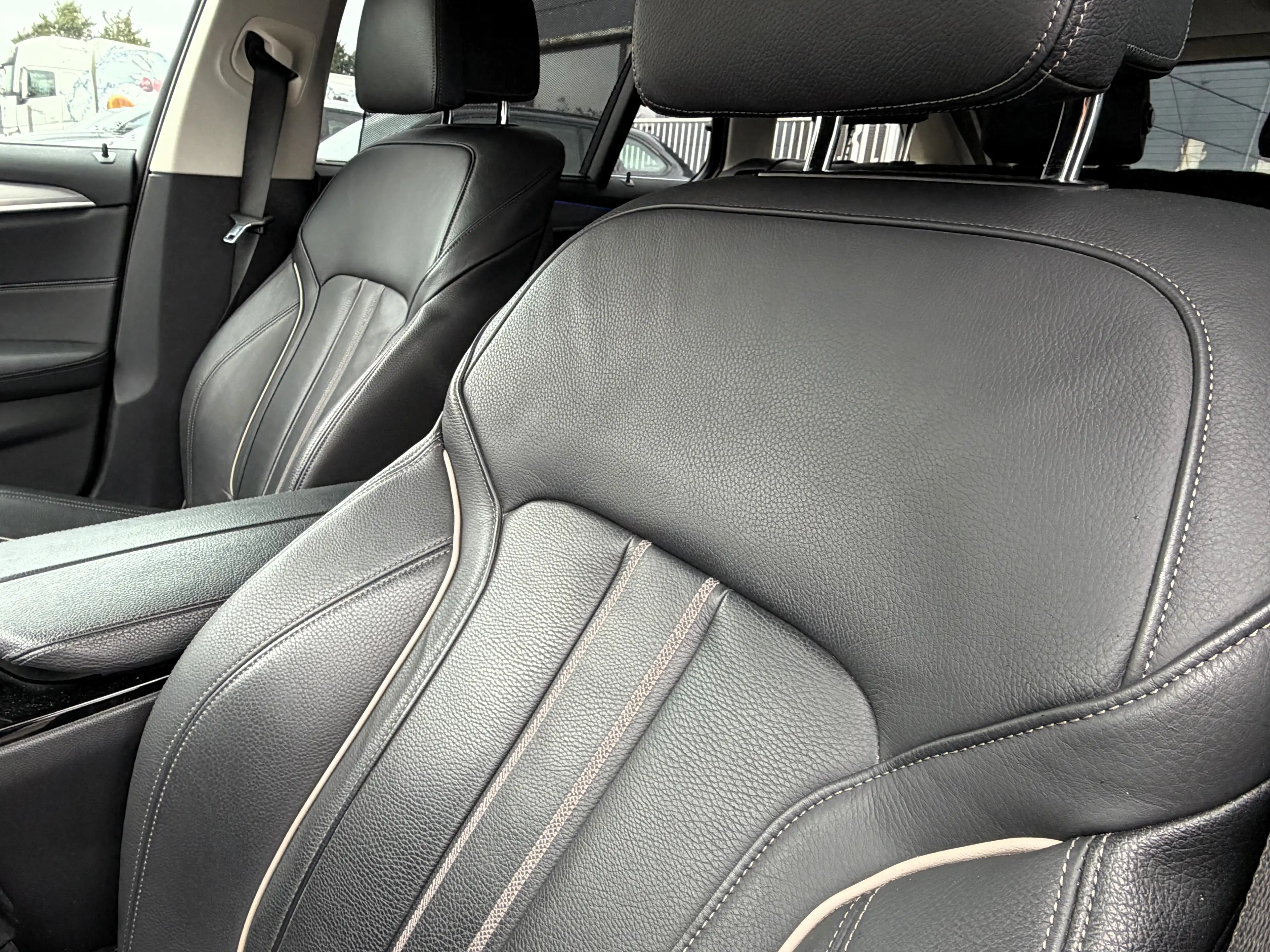 BMW 518 dA CONFORT SEATS/CAMERA/KEYLESS/COCKPIT/CAMERA — photo 15