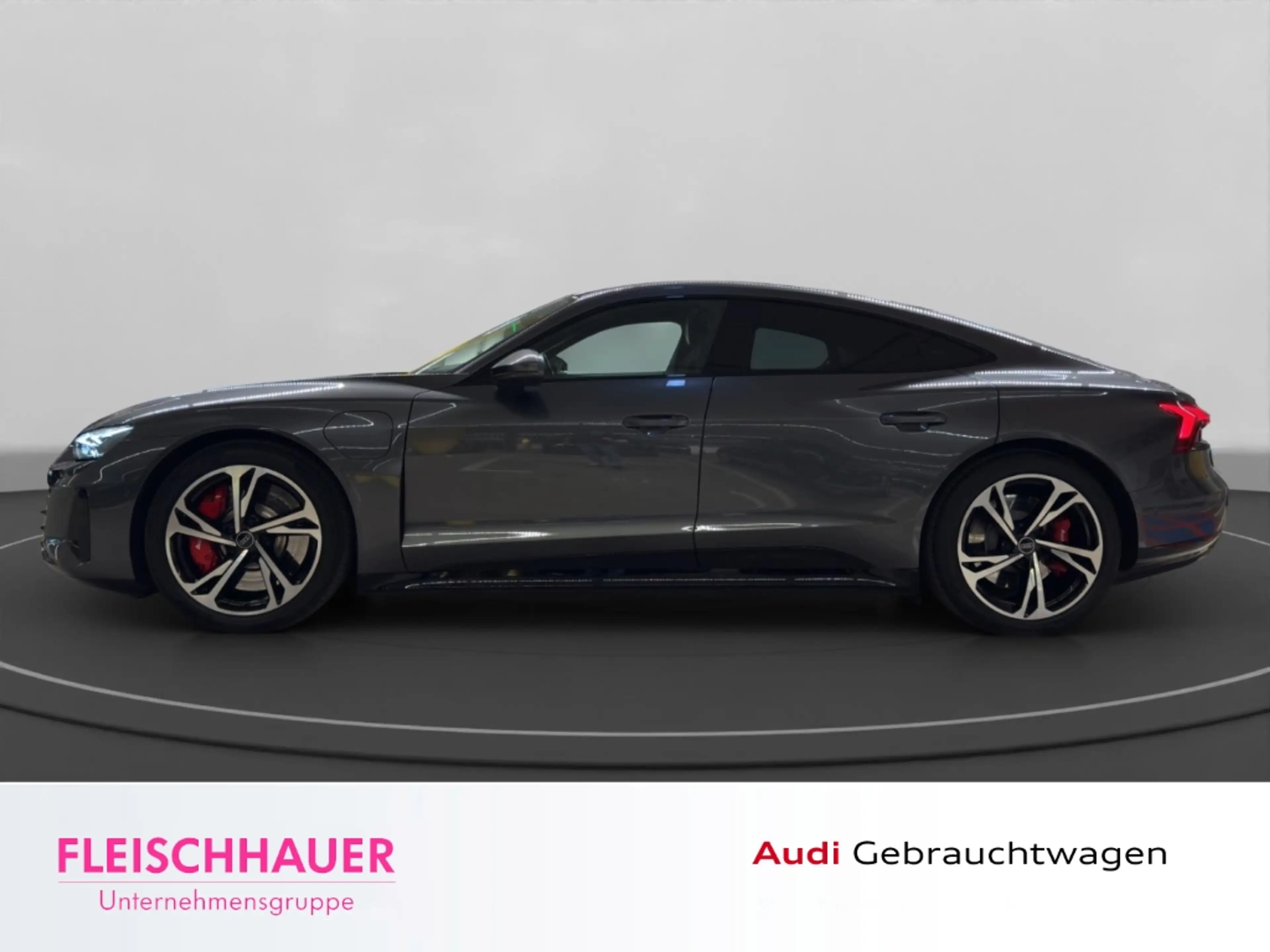 Audi e-tron MATRIX+360+HUD+PANO+NAVI+SPORTSITZE-PRO+SHZ+DAB — photo 3