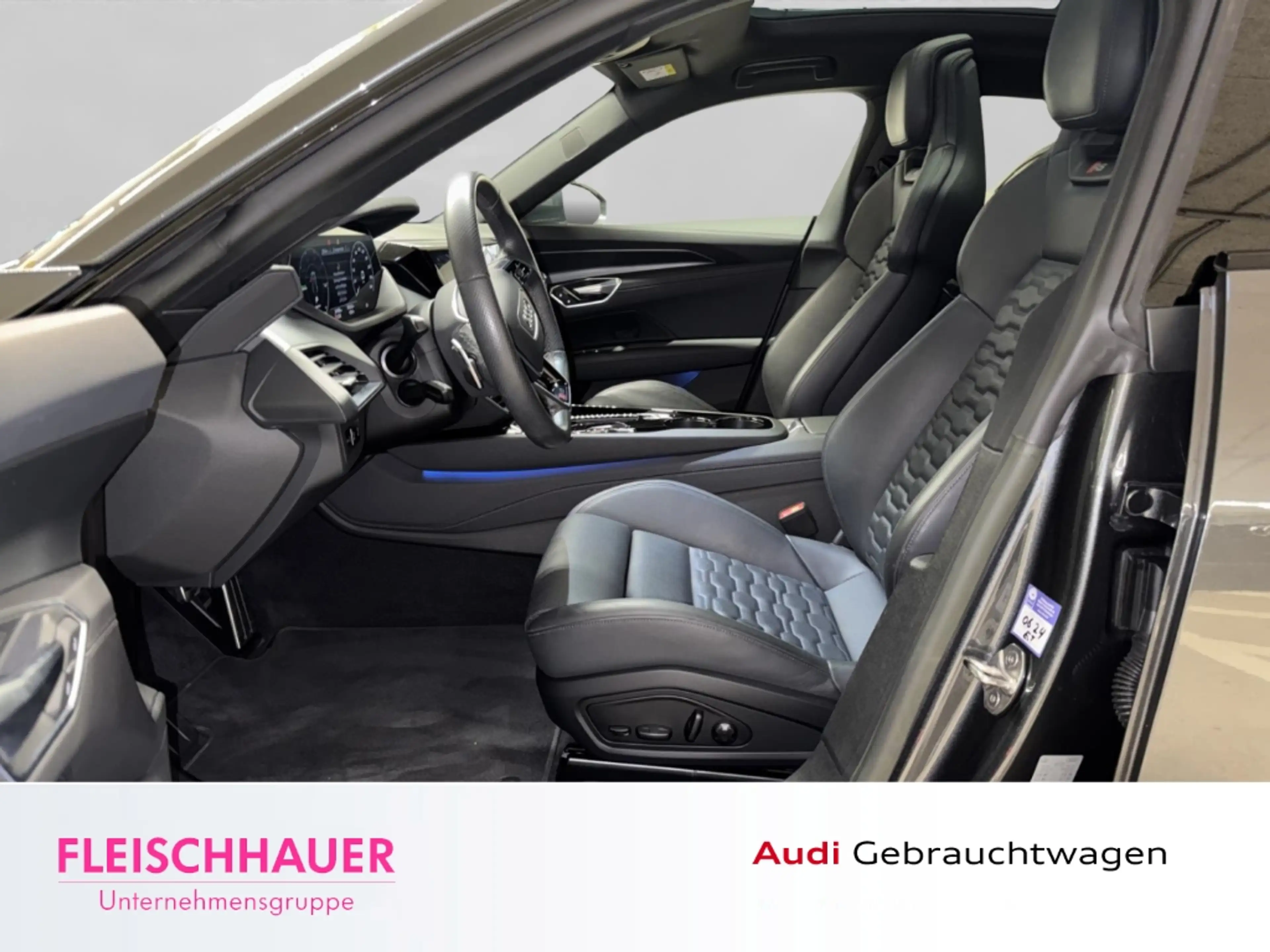 Audi e-tron MATRIX+360+HUD+PANO+NAVI+SPORTSITZE-PRO+SHZ+DAB — photo 9