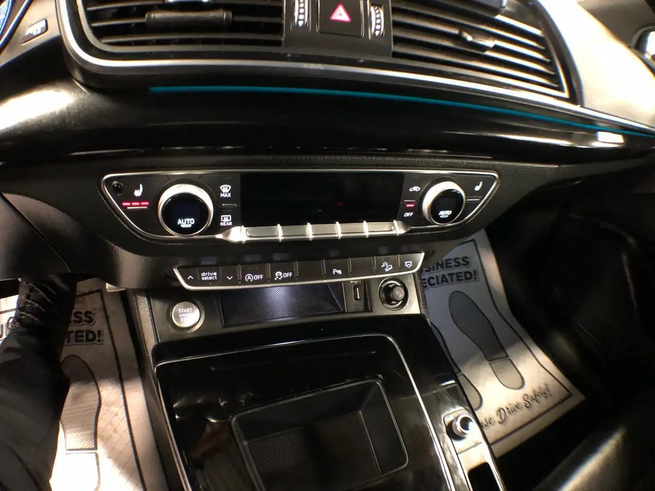 Audi Q5 снимка Audi Q5