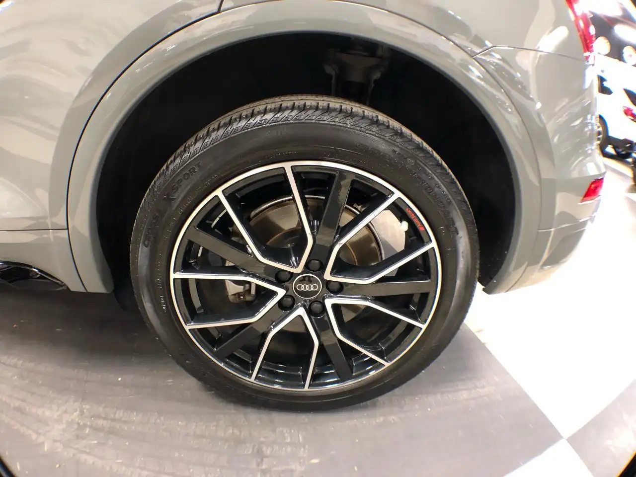 Audi Q5 снимка Audi Q5