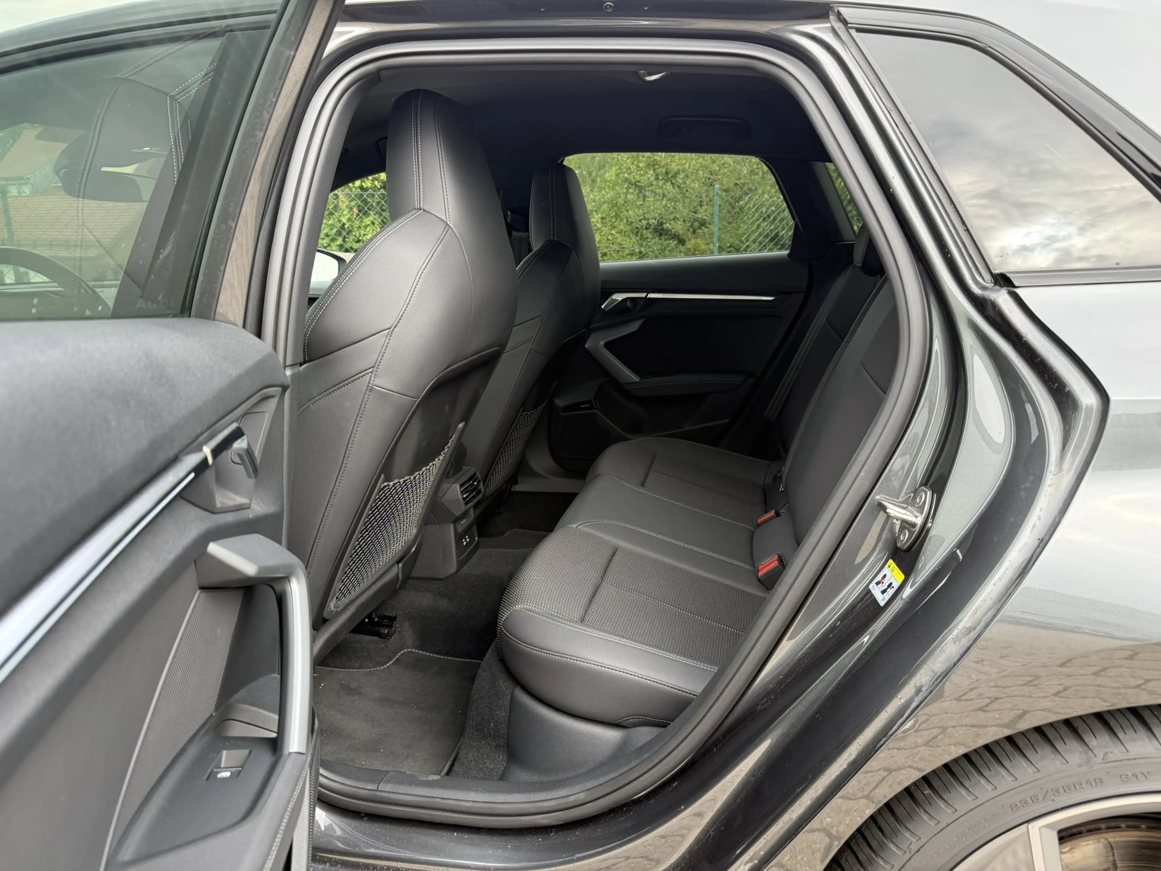 Audi S3 Sportback 2.0 TFSI S tr. ABGAS ACC HUD KAM SONOS — photo 14