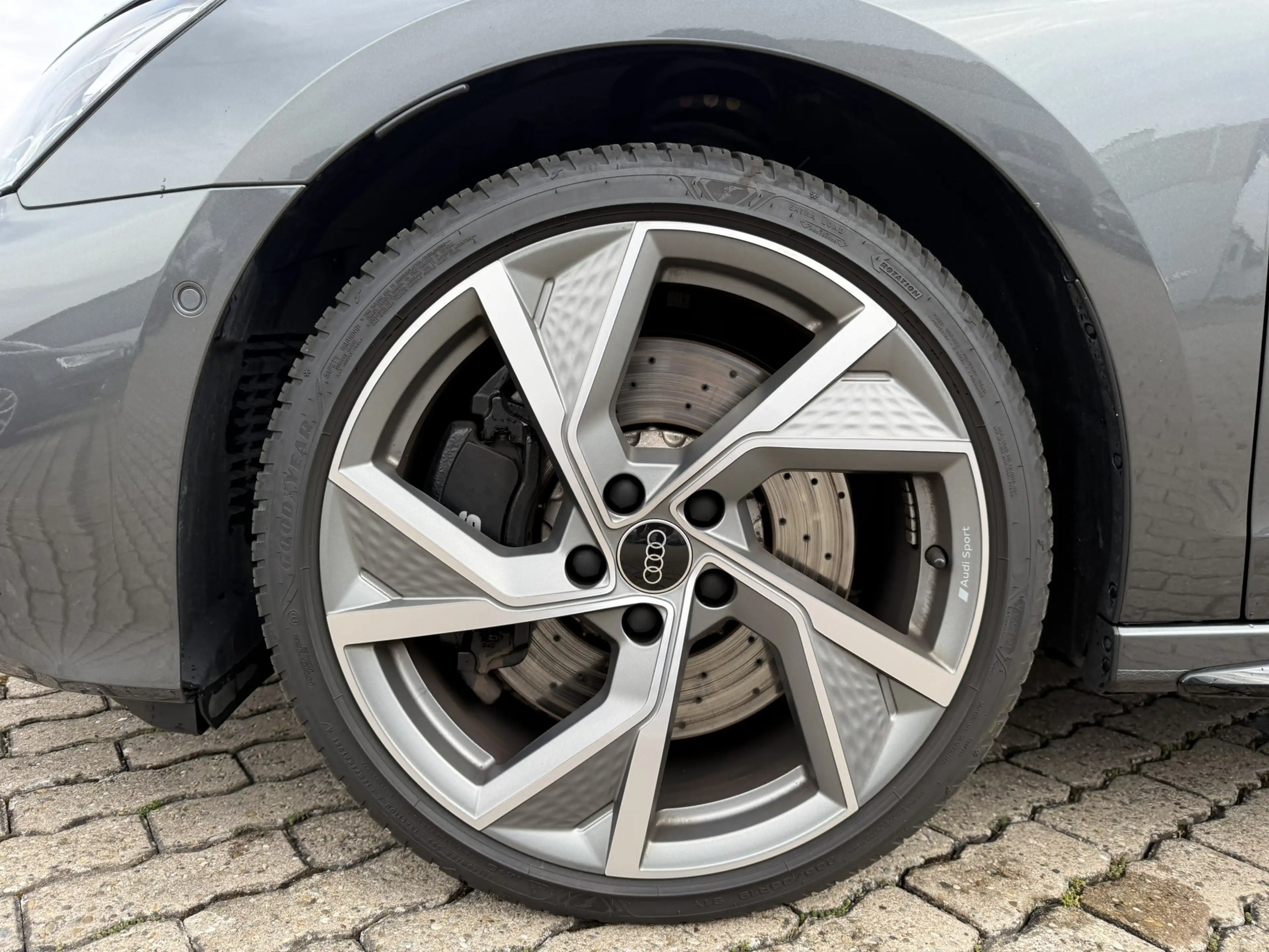 Audi S3 Sportback 2.0 TFSI S tr. ABGAS ACC HUD KAM SONOS — photo 10