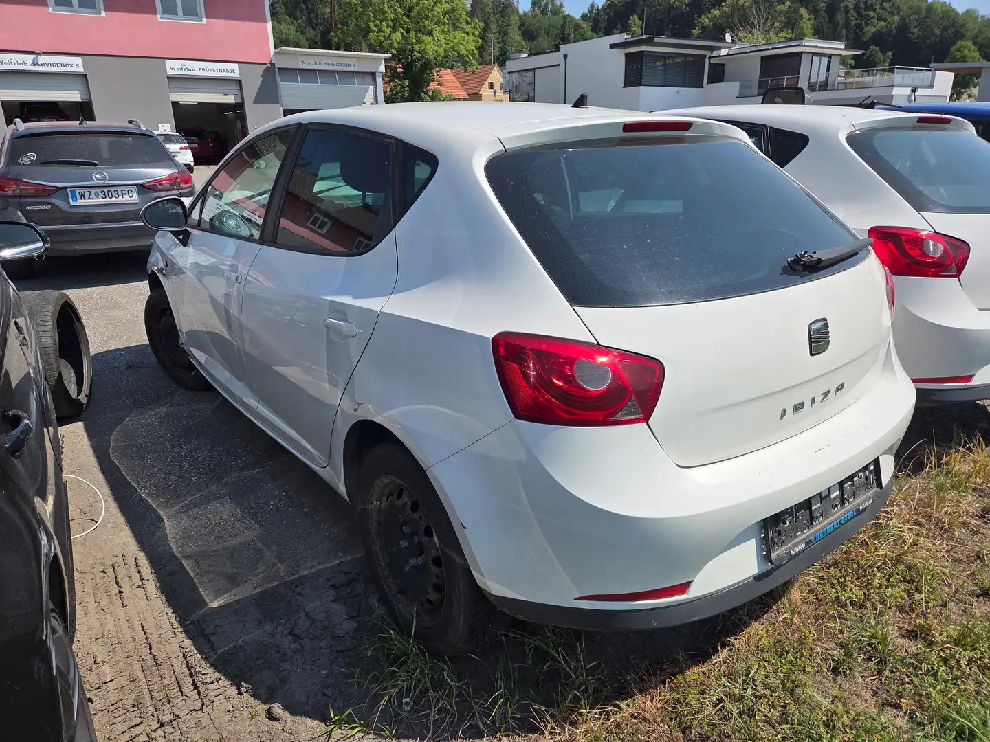 SEAT Ibiza Ibiza Reference 1,4 *UNFALLFAHRZEUG* Weiß - 2