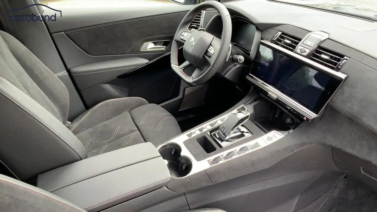 DS Automobiles DS 7 Crossback DS7 (Crossback) 1,5 BlueHDI Autom. Pallas Alu KA L 5