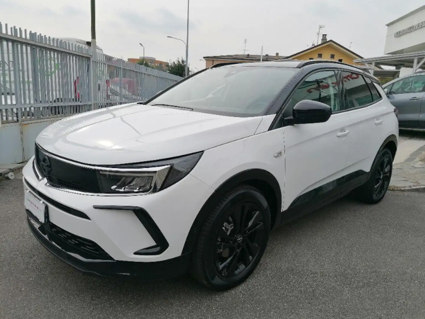 Opel Grandland Grandland 1.2 Hybrid aut. GS Bianco - 1