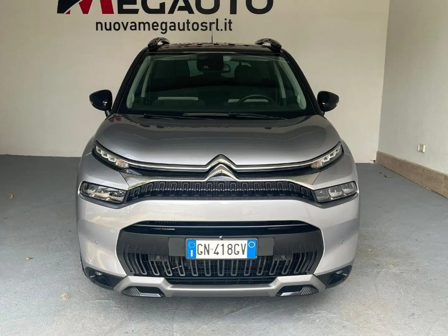 Citroen C3 Aircross BlueHDi 110 S&S Shine Pack Grau - 2