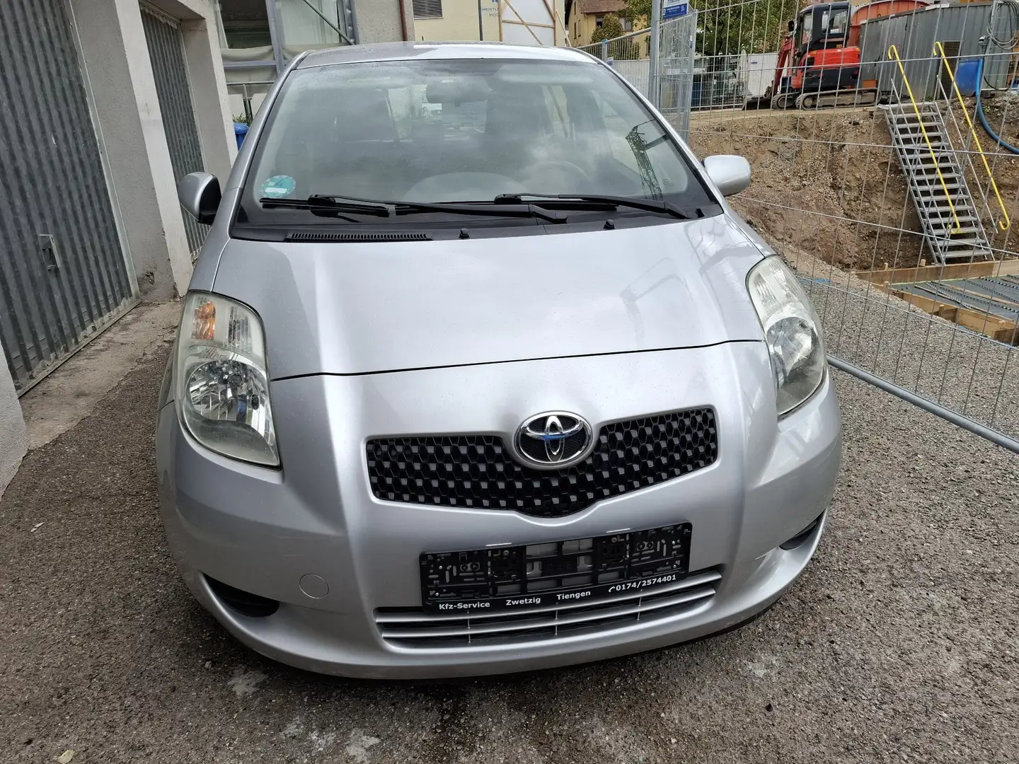 Toyota Yaris Yaris ,beim kauf TÜV neu. VHB - 1