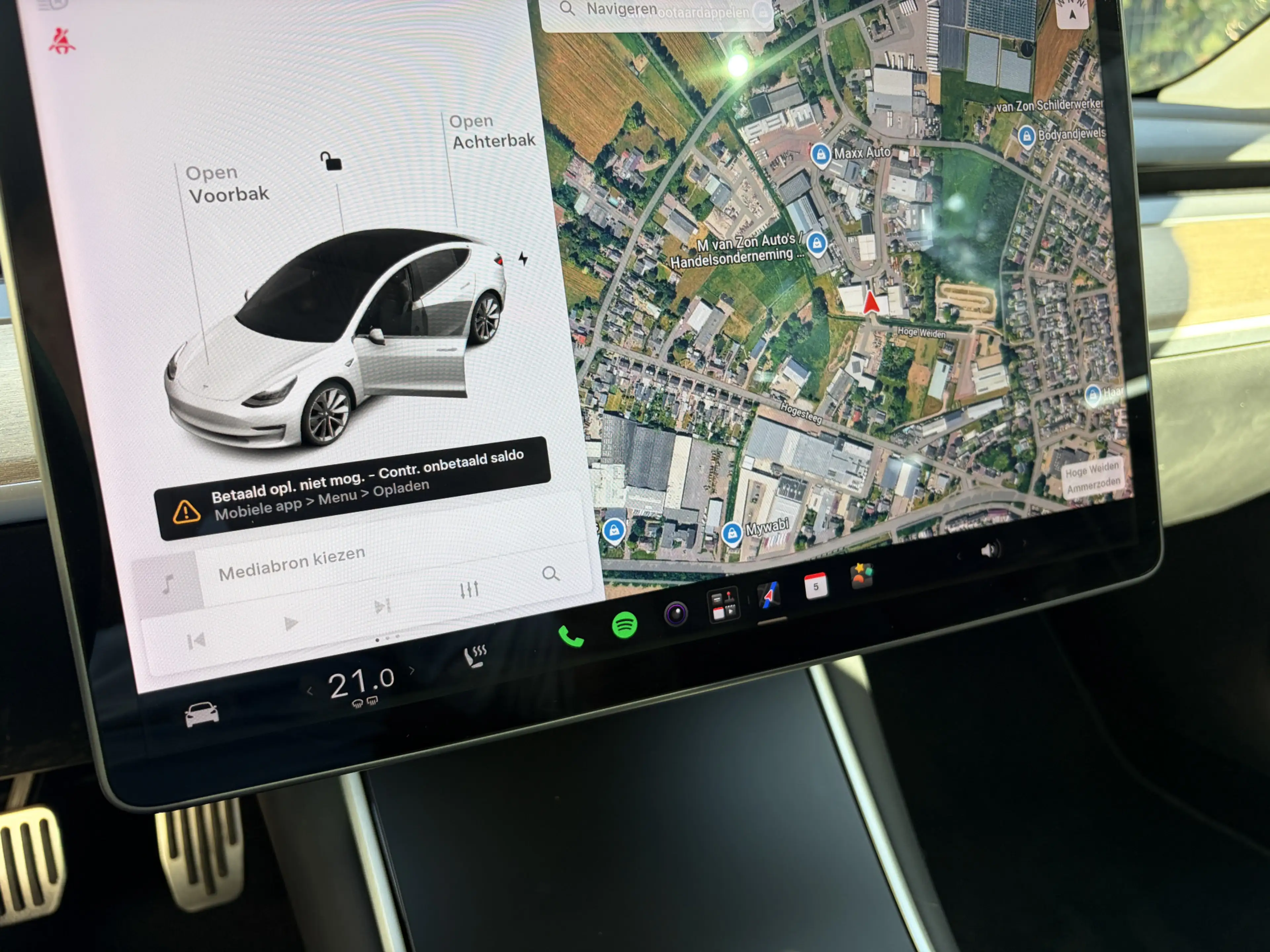 Tesla Model 3 Standard RWD Plus 60 kWh / AUTOMAAT / PANORAMADAK — photo 10
