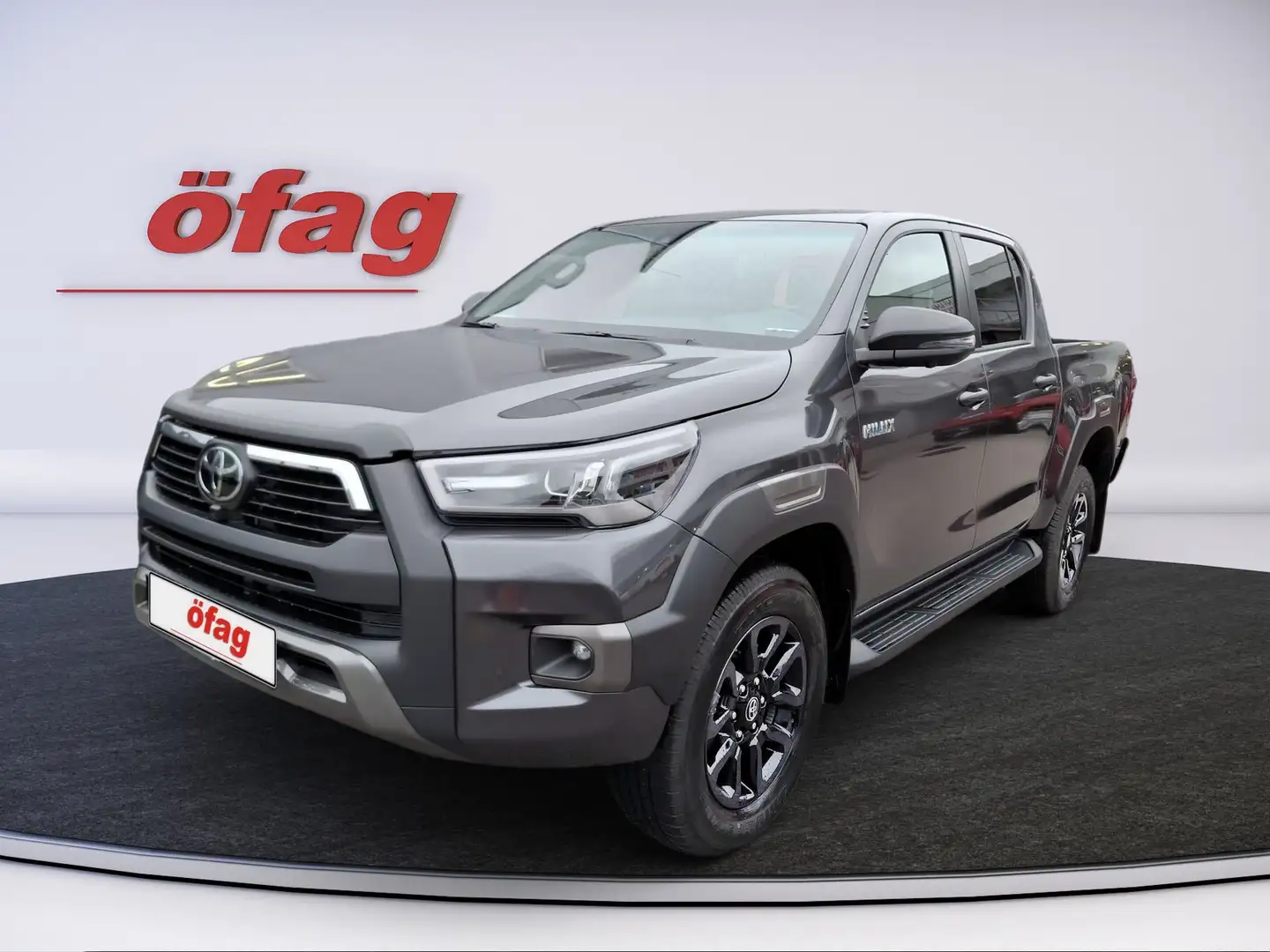 Toyota Hilux DK Invincible 4WD 2.8 D-4D MHEV Aut. Grau - 2