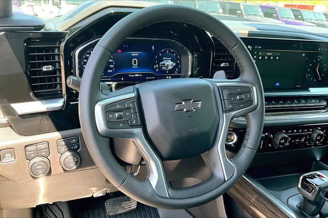 Chevrolet Silverado 1500 снимка Chevrolet Silverado 1500