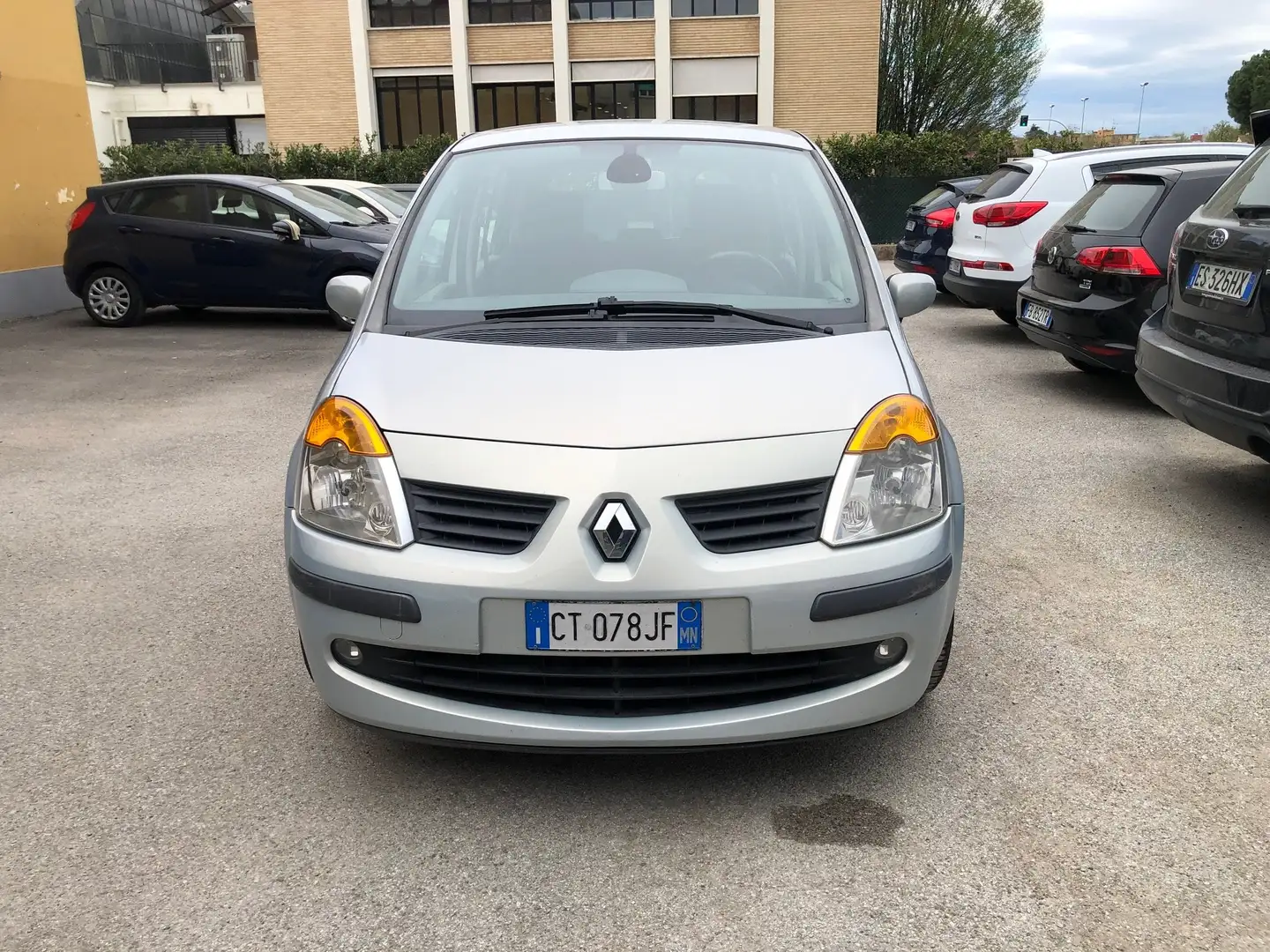 Renault Modus 1.5 dci Confort Expression Grigio - 2